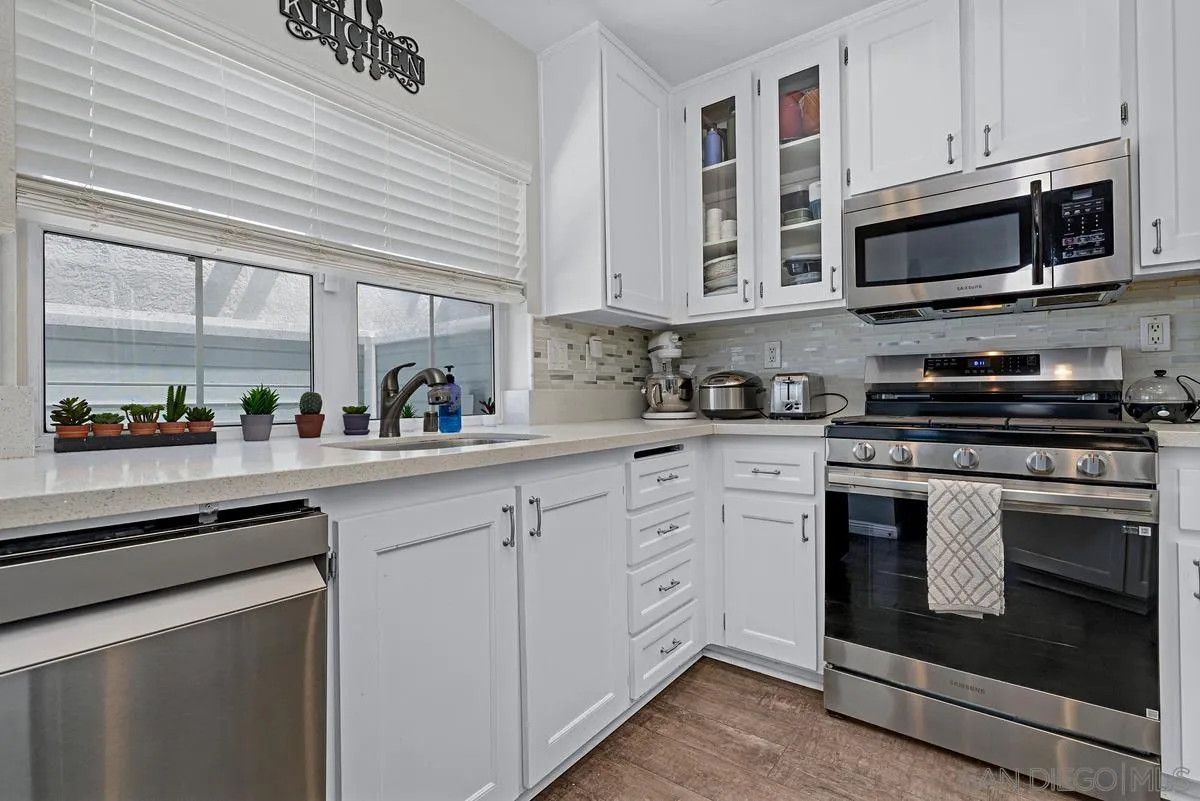 https://cdn.realtyfeed.com/cdn/127/260020571/638c3e3ddc85a3f46b2d872e85fd919d.webp