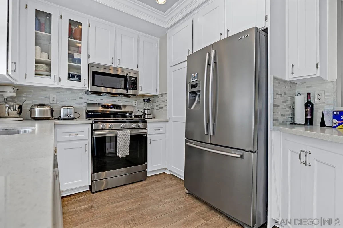 https://cdn.realtyfeed.com/cdn/127/260020571/c56a600eca777393637b85737ae7cc3c.webp