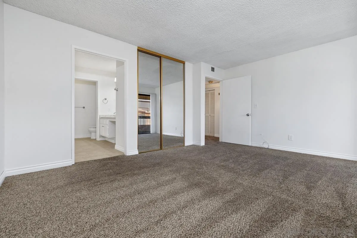 Photo #17: 260020573 Listing: Photo #17