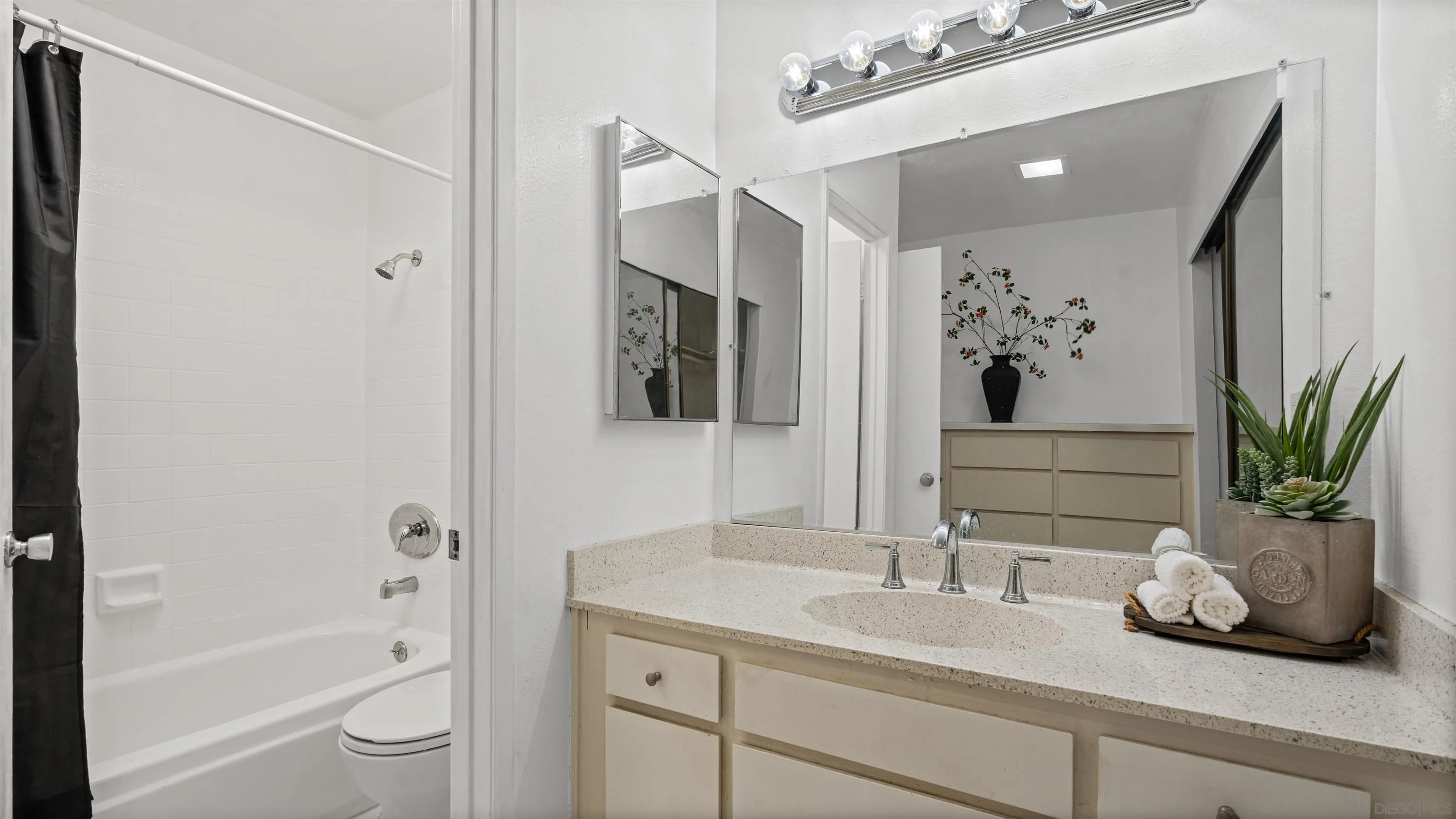 Photo #15: 260020583 Listing: Photo #15