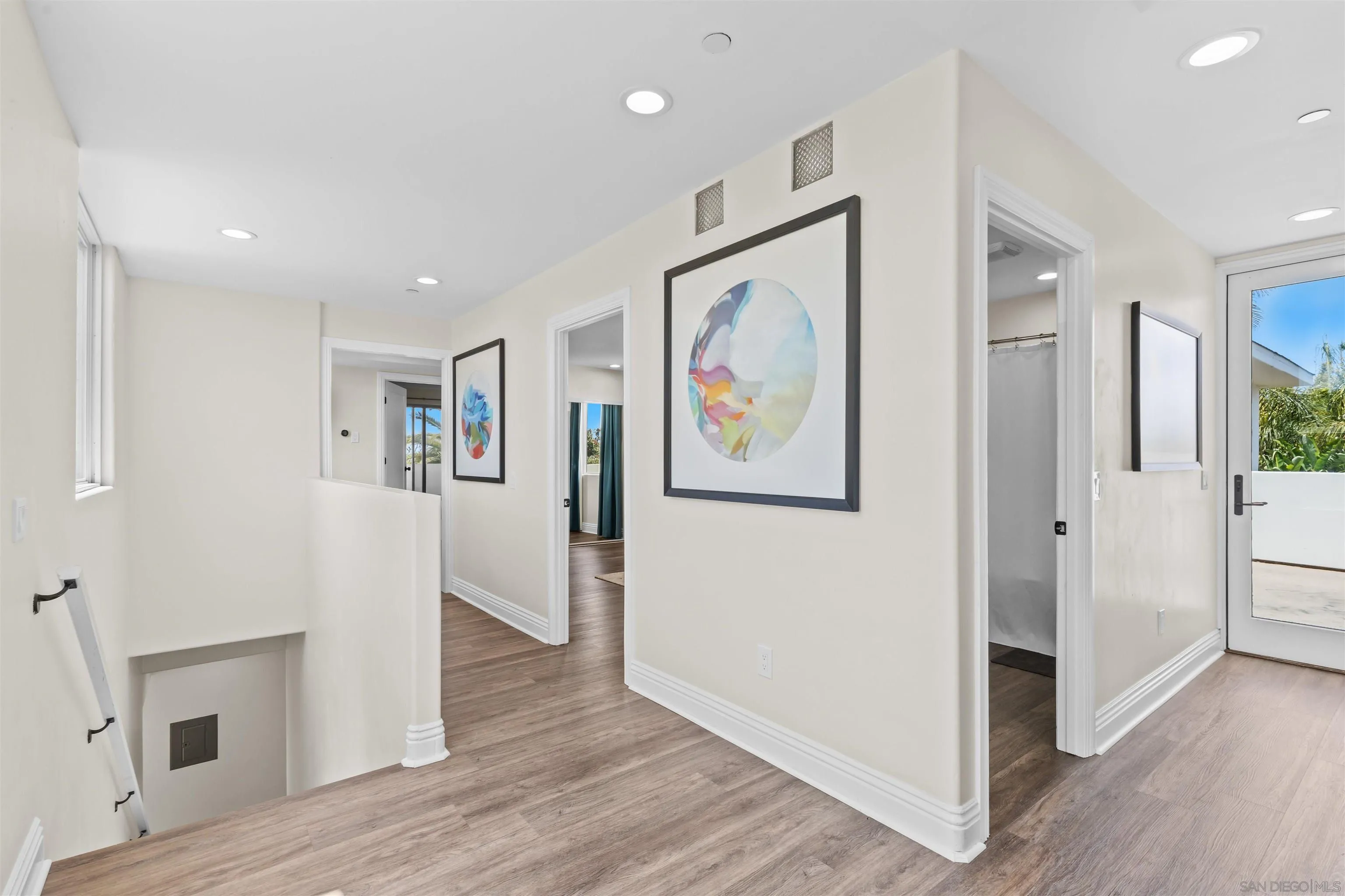 https://cdn.realtyfeed.com/cdn/127/260020584/17fa79962e618e291fb5516bb9cddf2a.webp