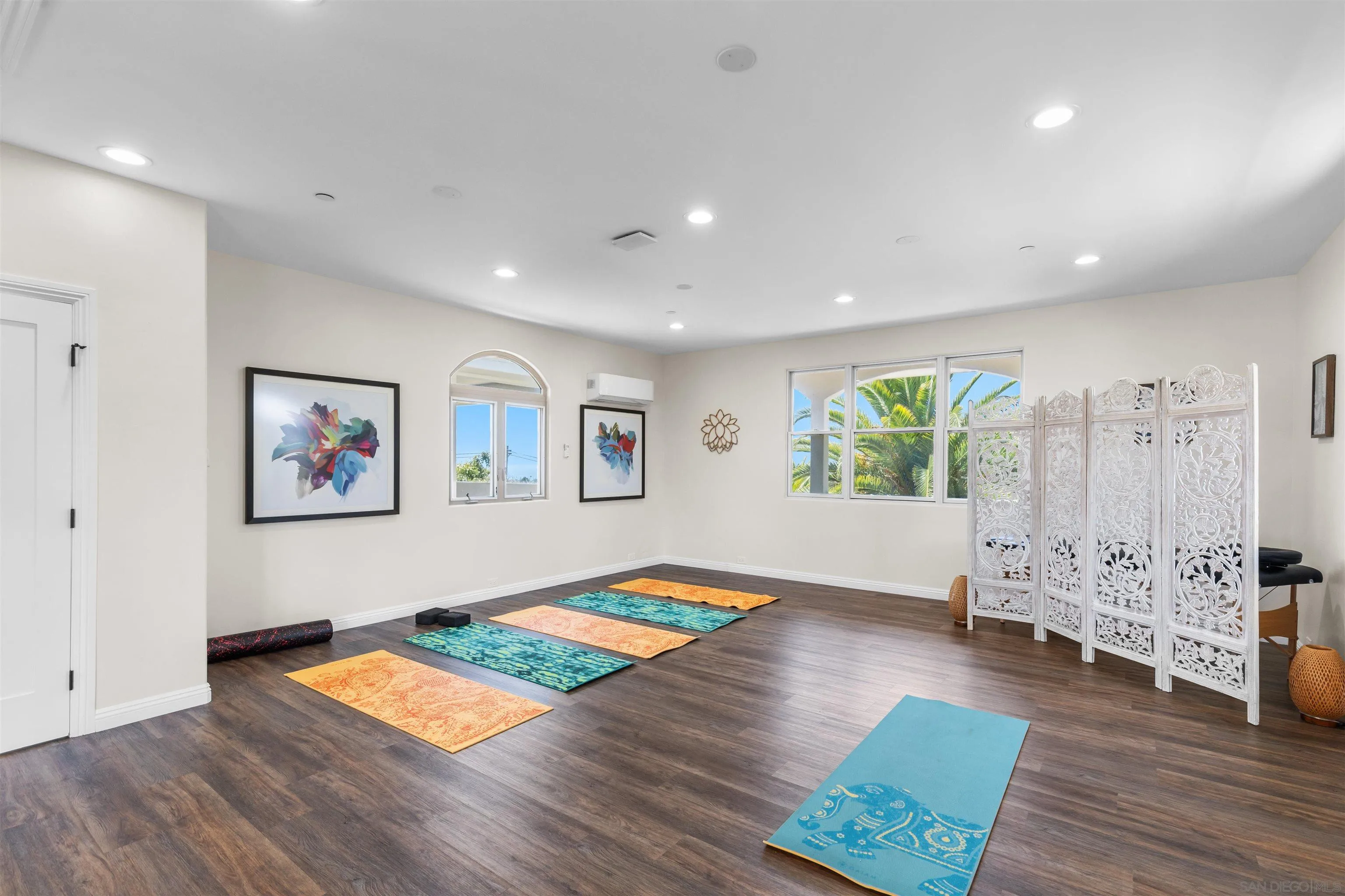 https://cdn.realtyfeed.com/cdn/127/260020584/87cfa0e3cab0ec6dc6c203111953264b.webp