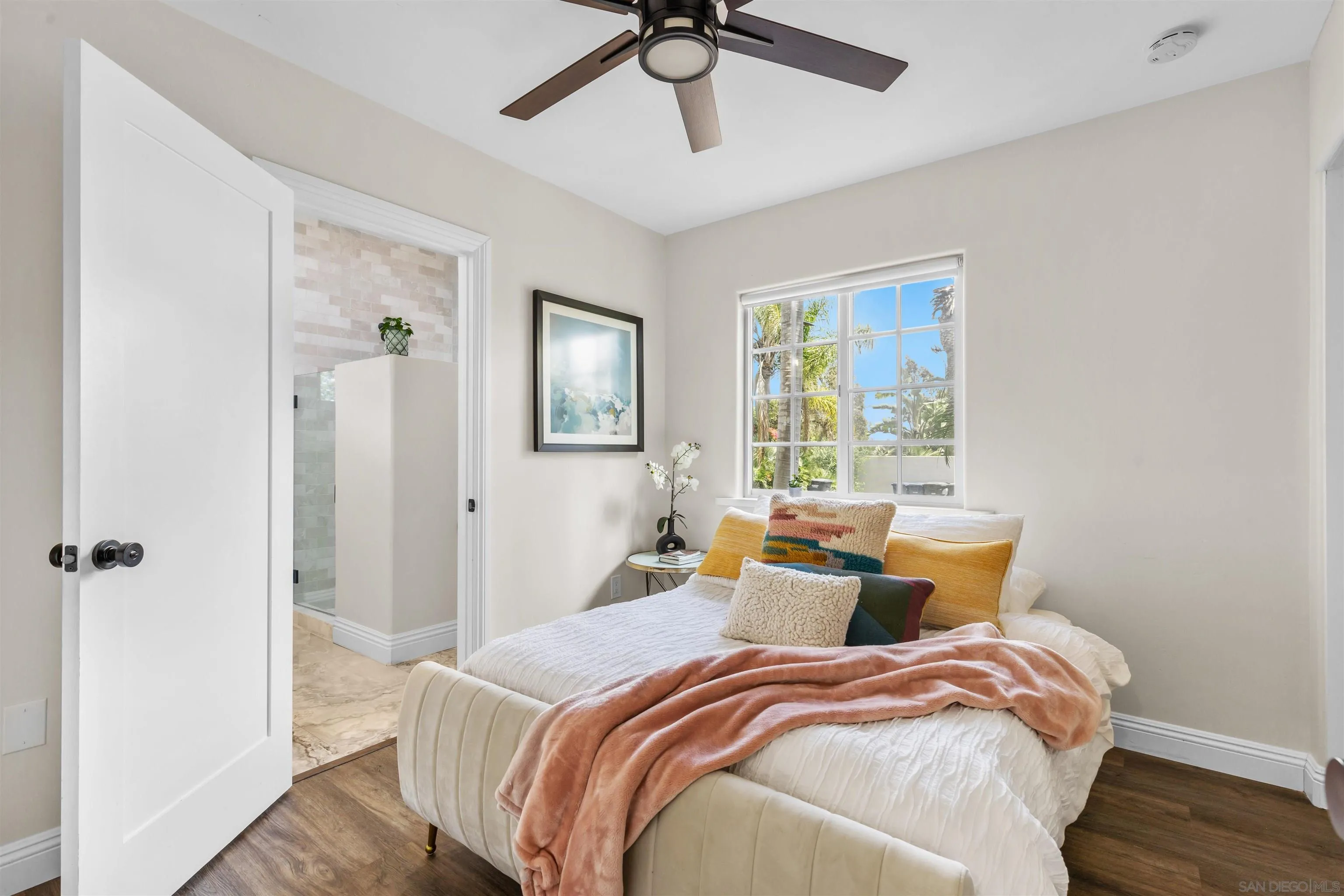 https://cdn.realtyfeed.com/cdn/127/260020584/8b7e25ecd8117f8c41f3437a15b2f953.webp