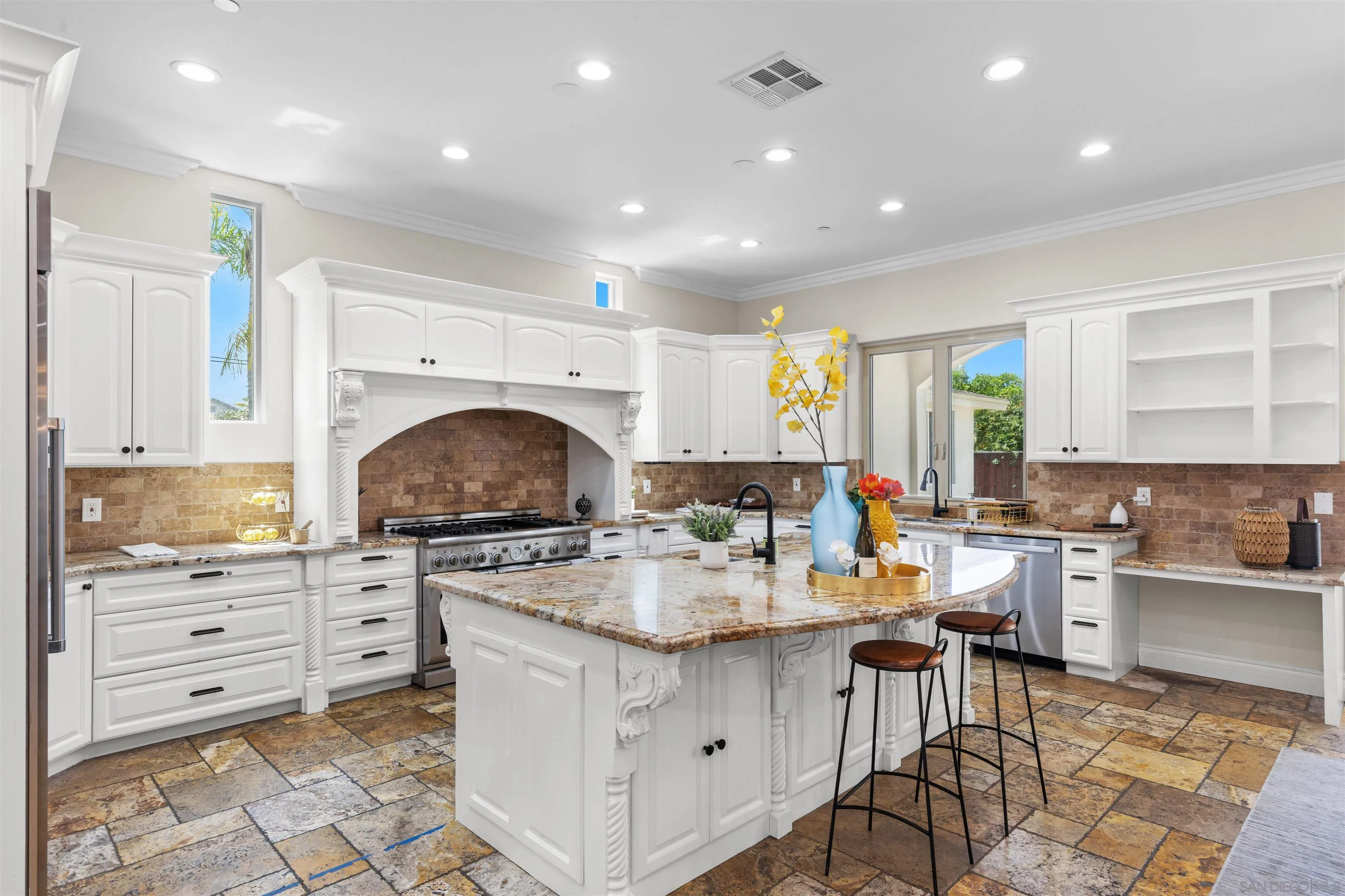 https://cdn.realtyfeed.com/cdn/127/260020584/a65788971639cf605d76b03acb2a7f22.webp