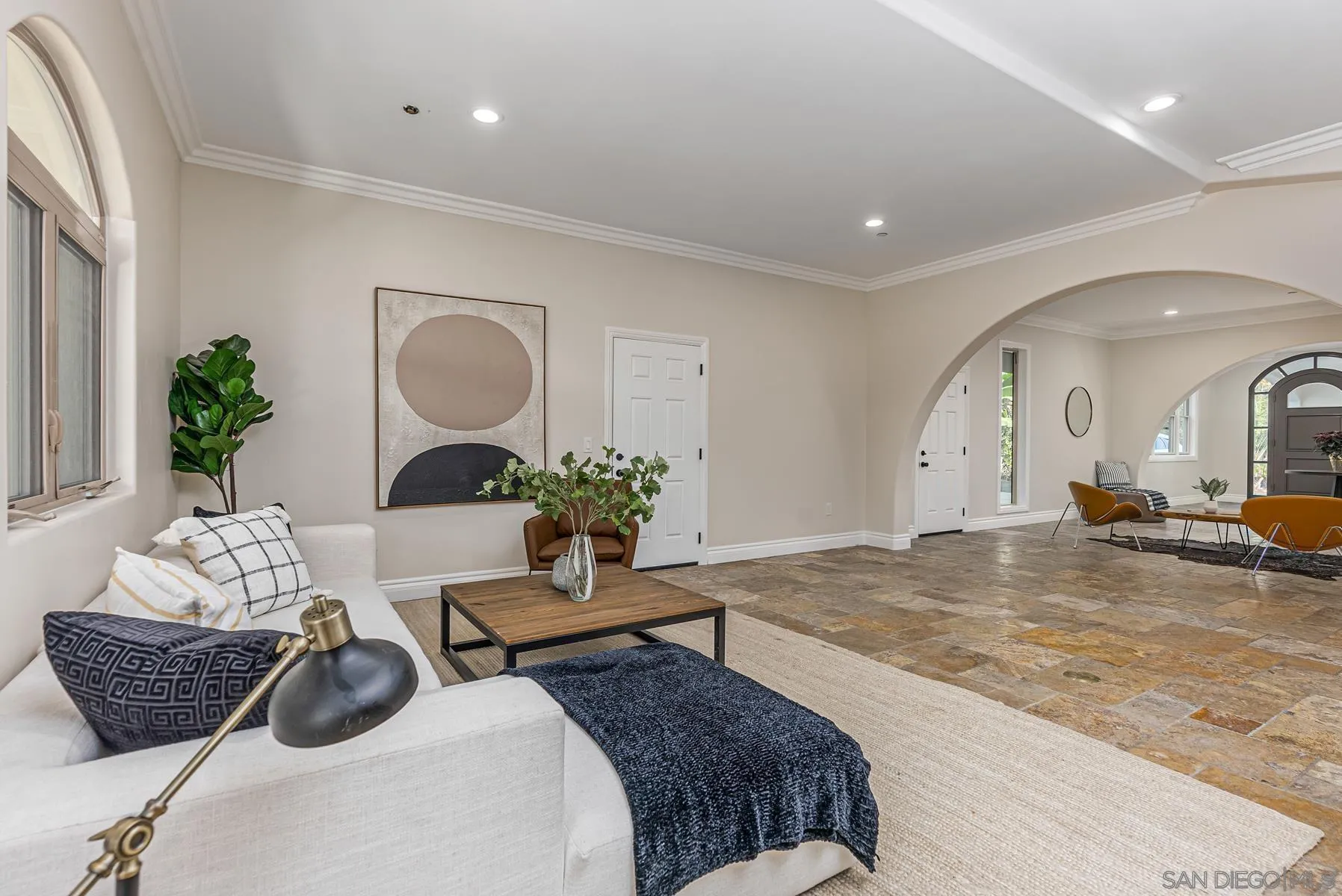 https://cdn.realtyfeed.com/cdn/127/260020584/b329755821d7e5733344a8477afbf7c8.webp