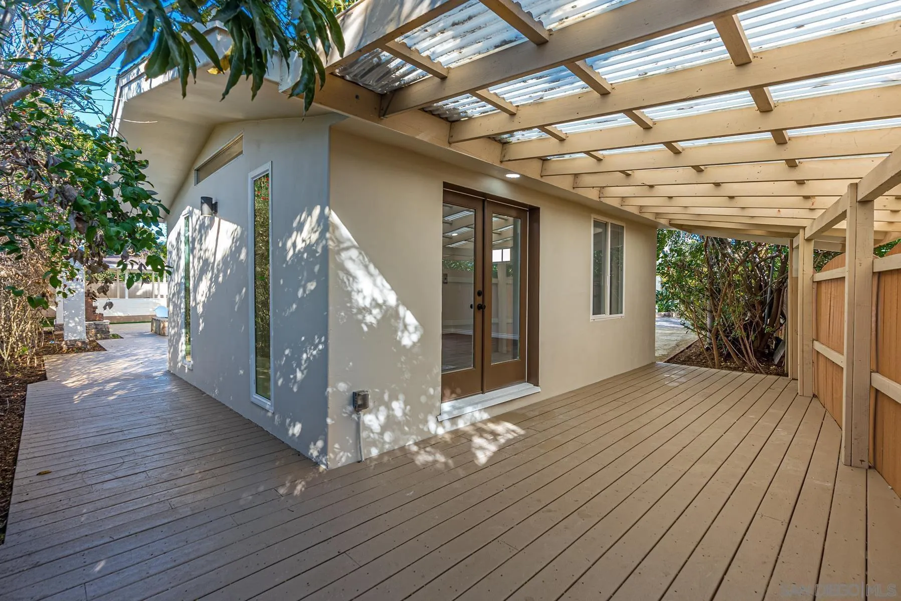 https://cdn.realtyfeed.com/cdn/127/260020584/c57b195507272198b0509ee29789d3b1.webp
