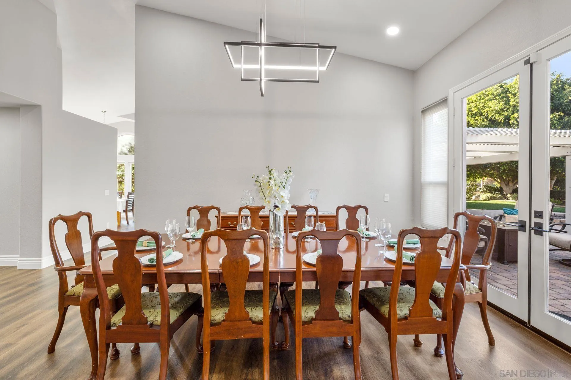 https://cdn.realtyfeed.com/cdn/127/260020586/0143cea01fb713b69bf4a85f44656449.webp