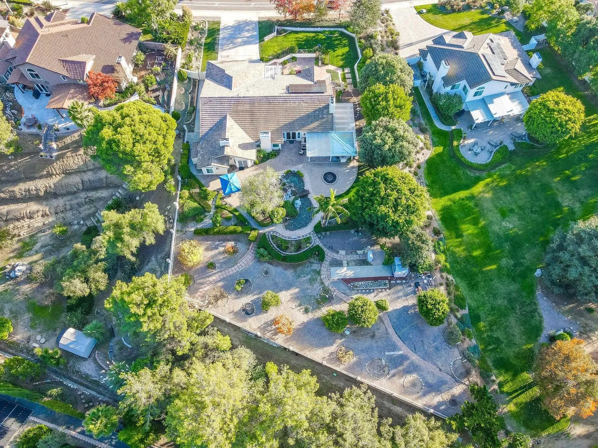 https://cdn.realtyfeed.com/cdn/127/260020586/682223b4502909decdcb365d6e8f75c9.webp