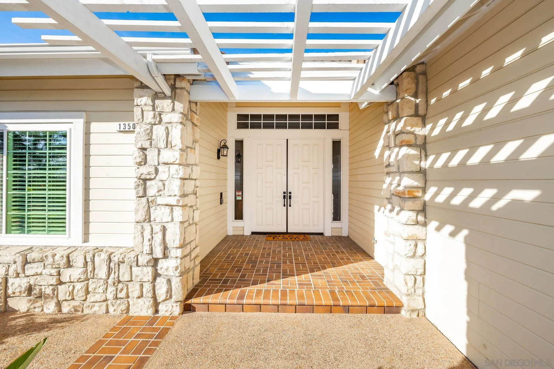 https://cdn.realtyfeed.com/cdn/127/260020586/74992d713c293c5de229a0c24cf987f9.webp