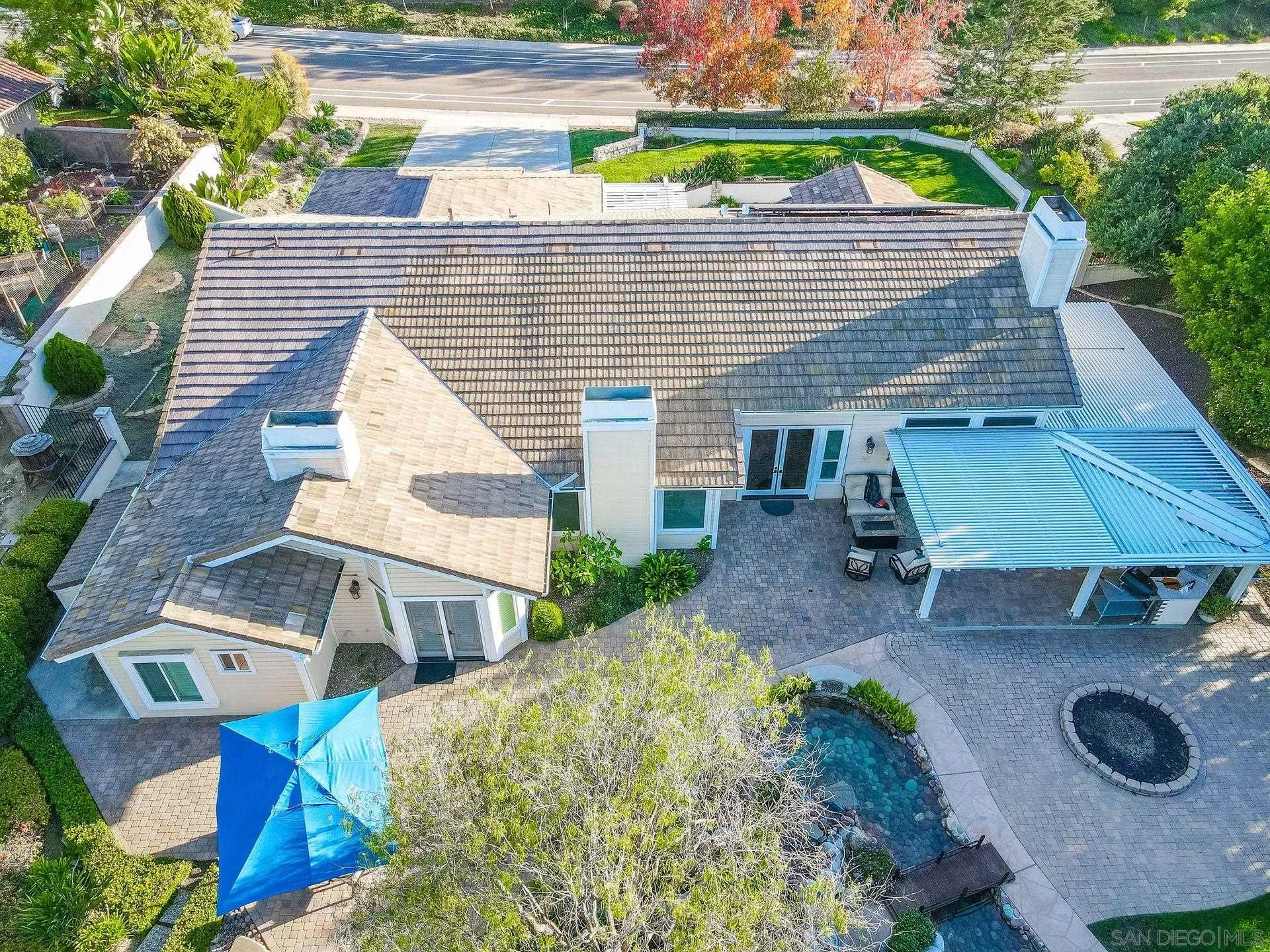 https://cdn.realtyfeed.com/cdn/127/260020586/a745eab37b9c75d764c1f0cf6d17cbf8.webp