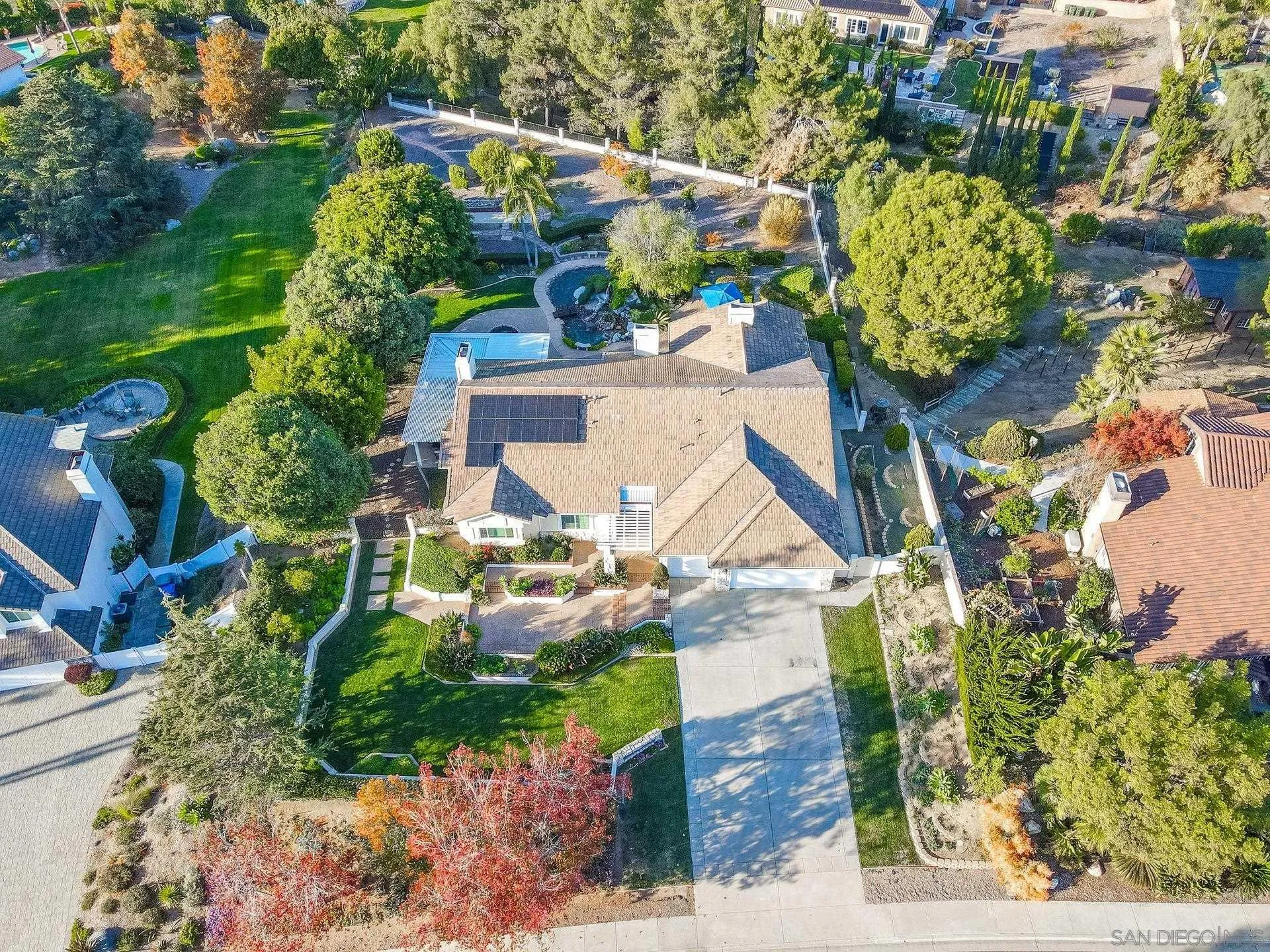 https://cdn.realtyfeed.com/cdn/127/260020586/db4e208c23ffadbfaf3a791ff4a5583f.webp
