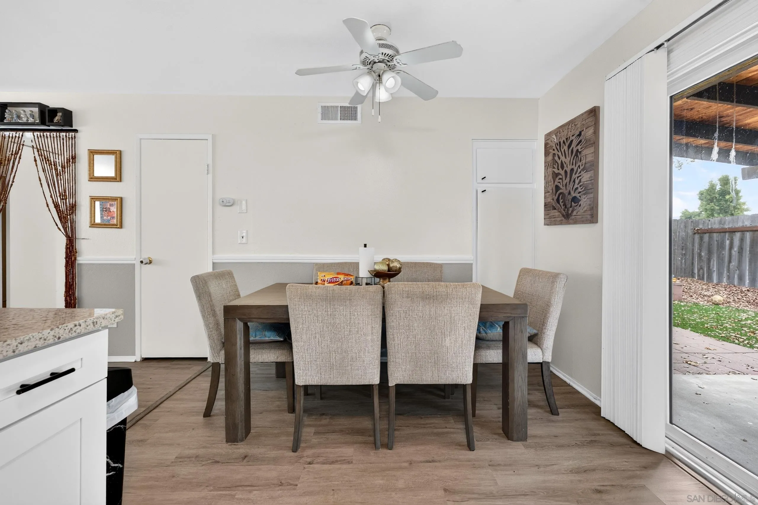 https://cdn.realtyfeed.com/cdn/127/260020587/2e8209e8a71175f1be8ea69be138100d.webp