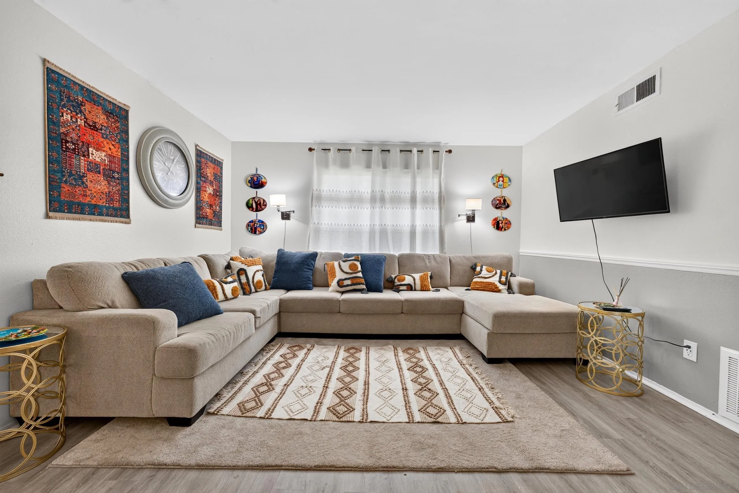 https://cdn.realtyfeed.com/cdn/127/260020587/4997566a00dd3e83240621bd96ea7a76.webp