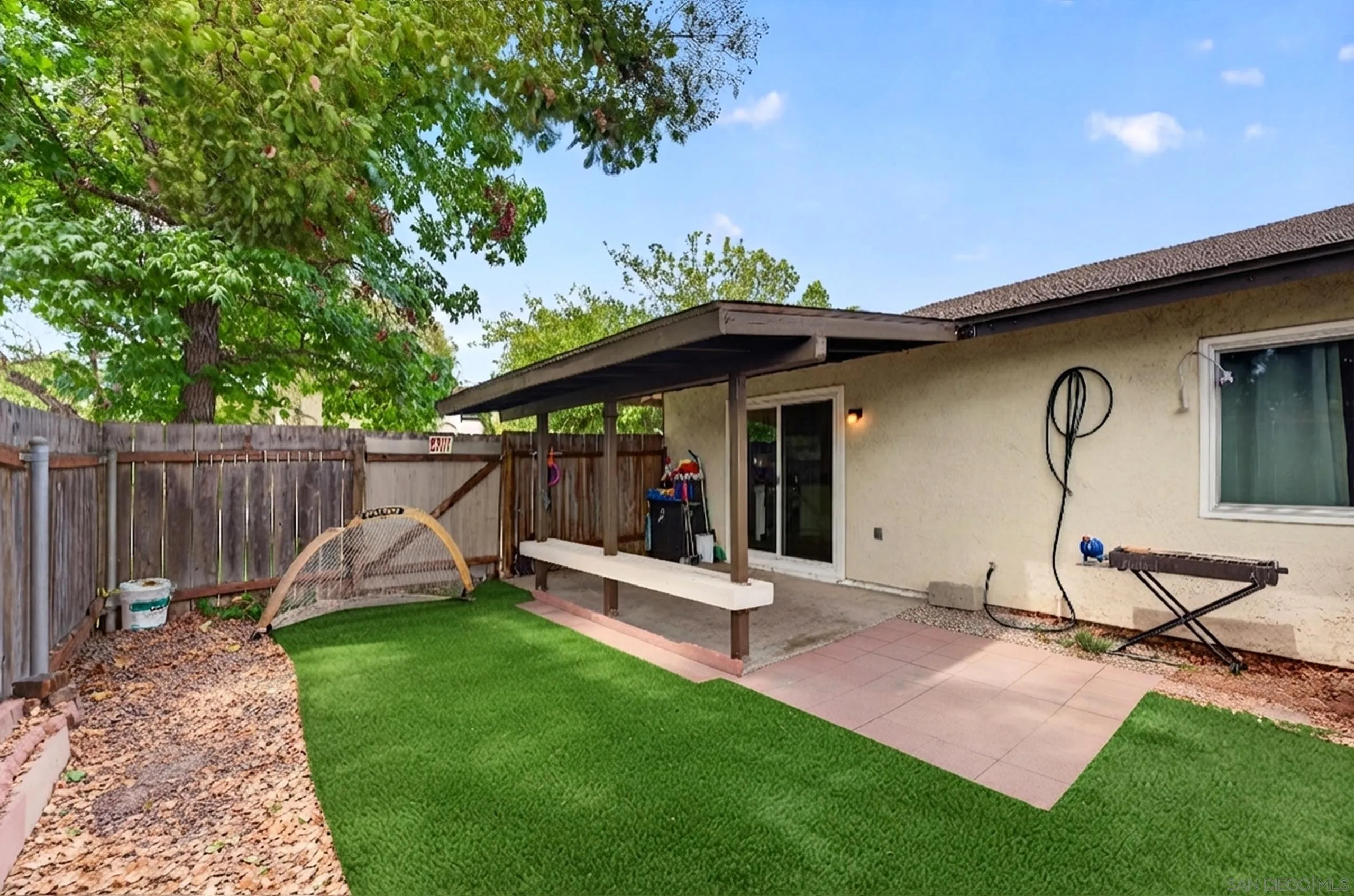 https://cdn.realtyfeed.com/cdn/127/260020587/55b515fe6a7385289061cfcbfd564193.webp