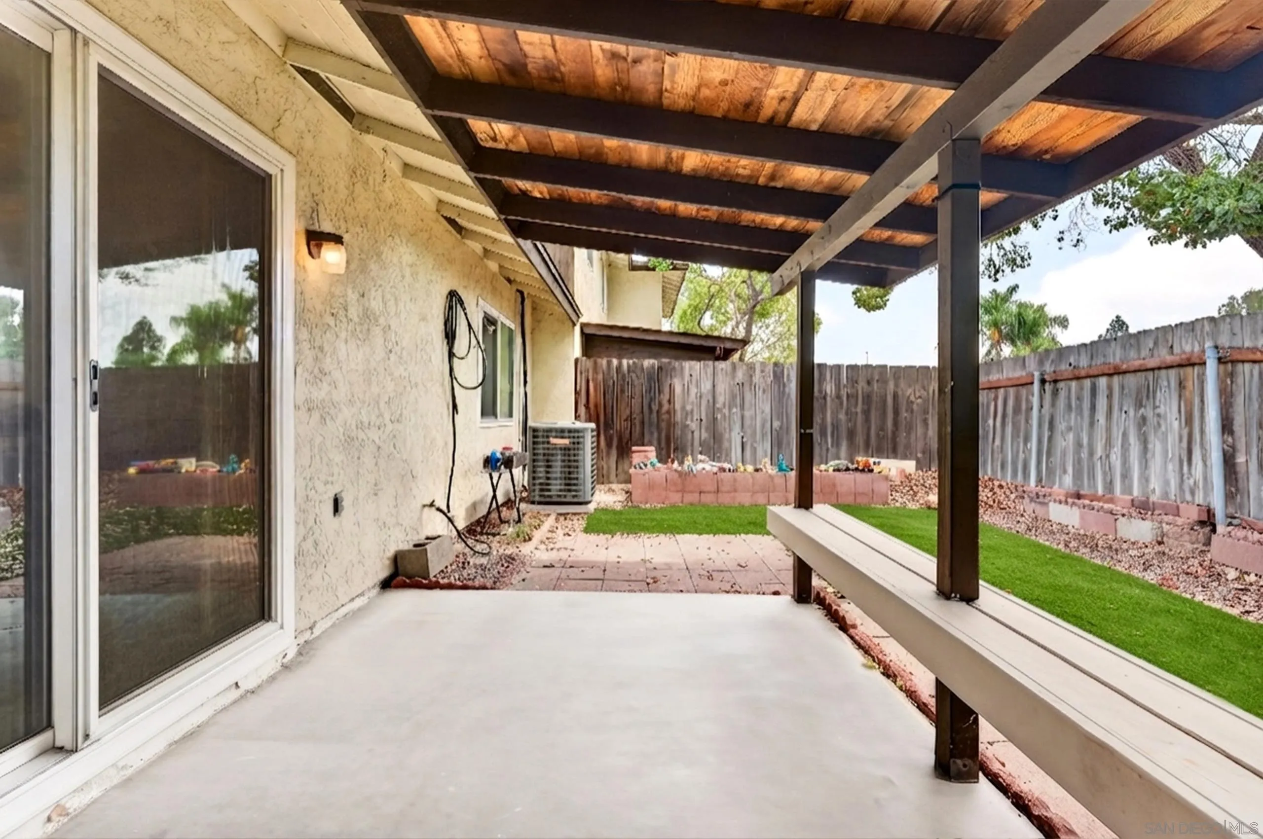 https://cdn.realtyfeed.com/cdn/127/260020587/68a5da0dea86405f483b28cbe2c7d995.webp