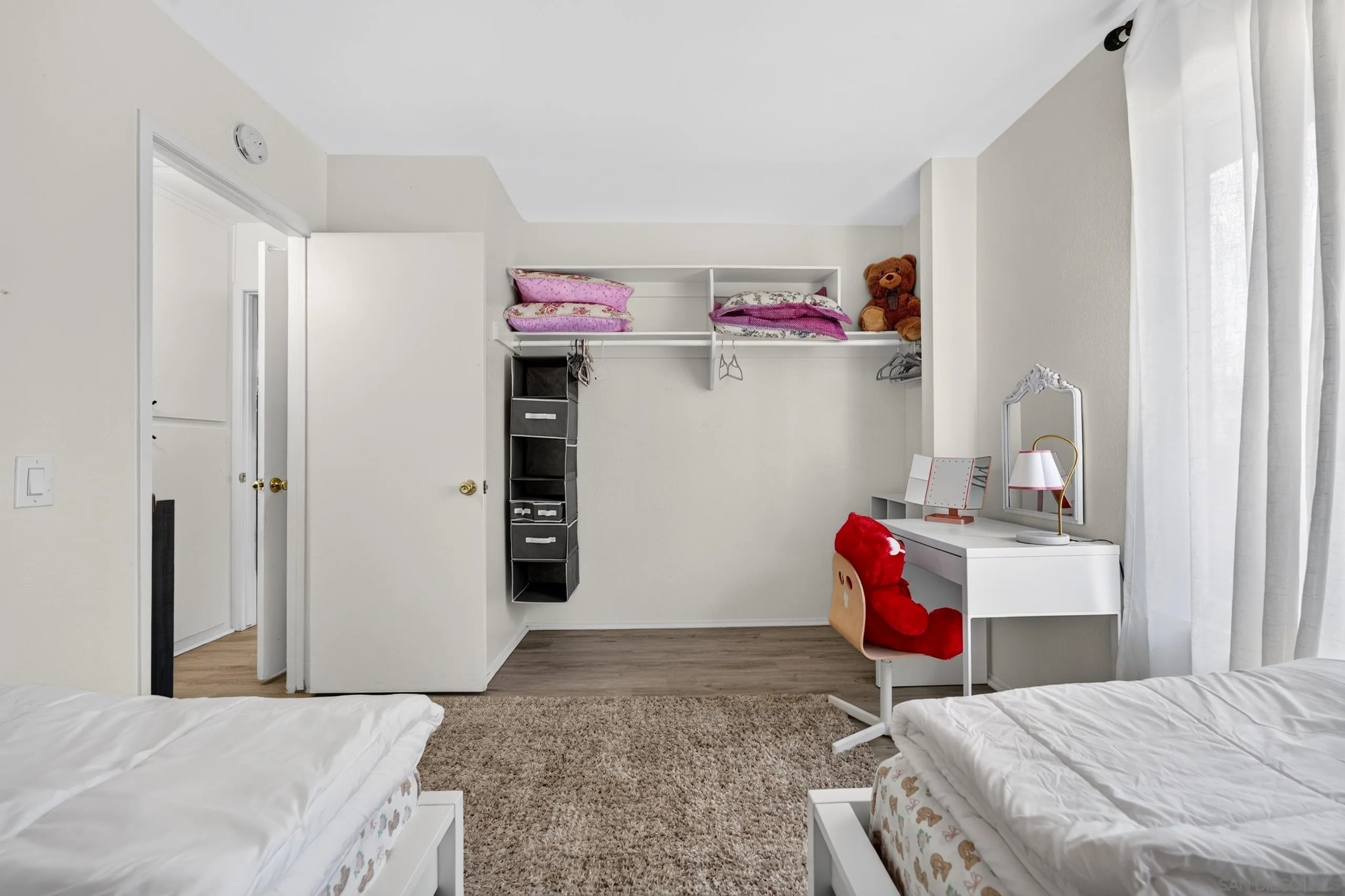 https://cdn.realtyfeed.com/cdn/127/260020587/c3bbed25b39ebcd8db46d35754a436af.webp