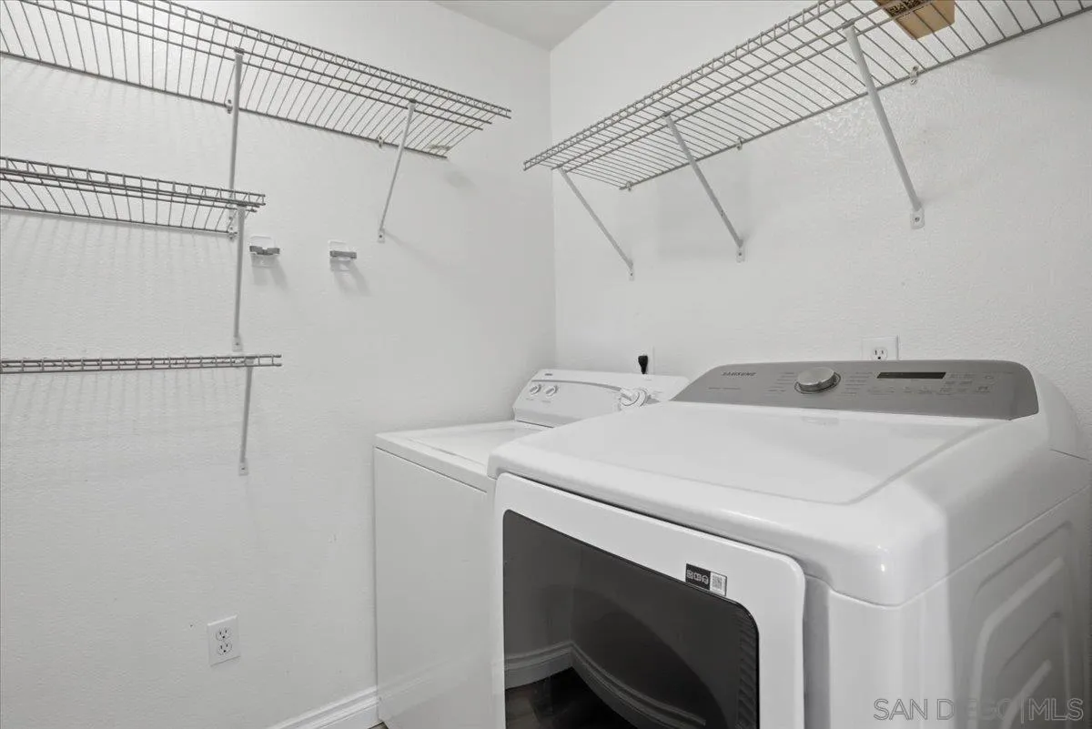 Photo #28: 260020588 Listing: Photo #28