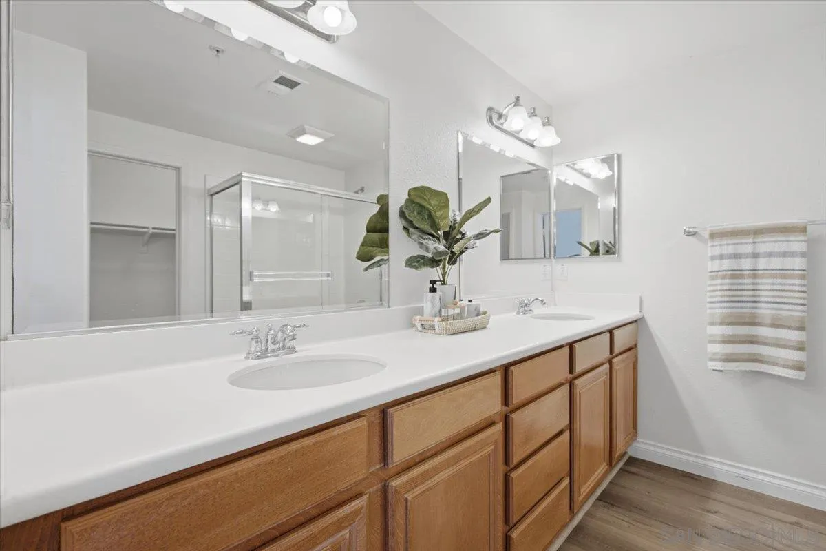 Photo #16: 260020588 Listing: Photo #16
