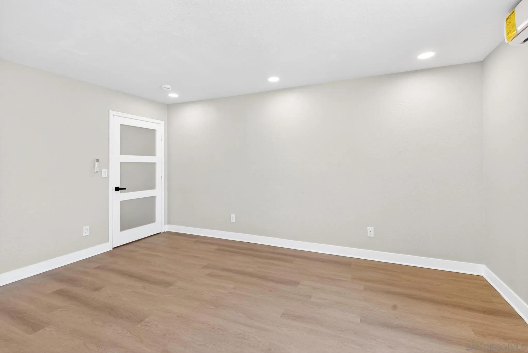 https://cdn.realtyfeed.com/cdn/127/260020593/391260ac1d193039d788cd6f09f575b8.webp