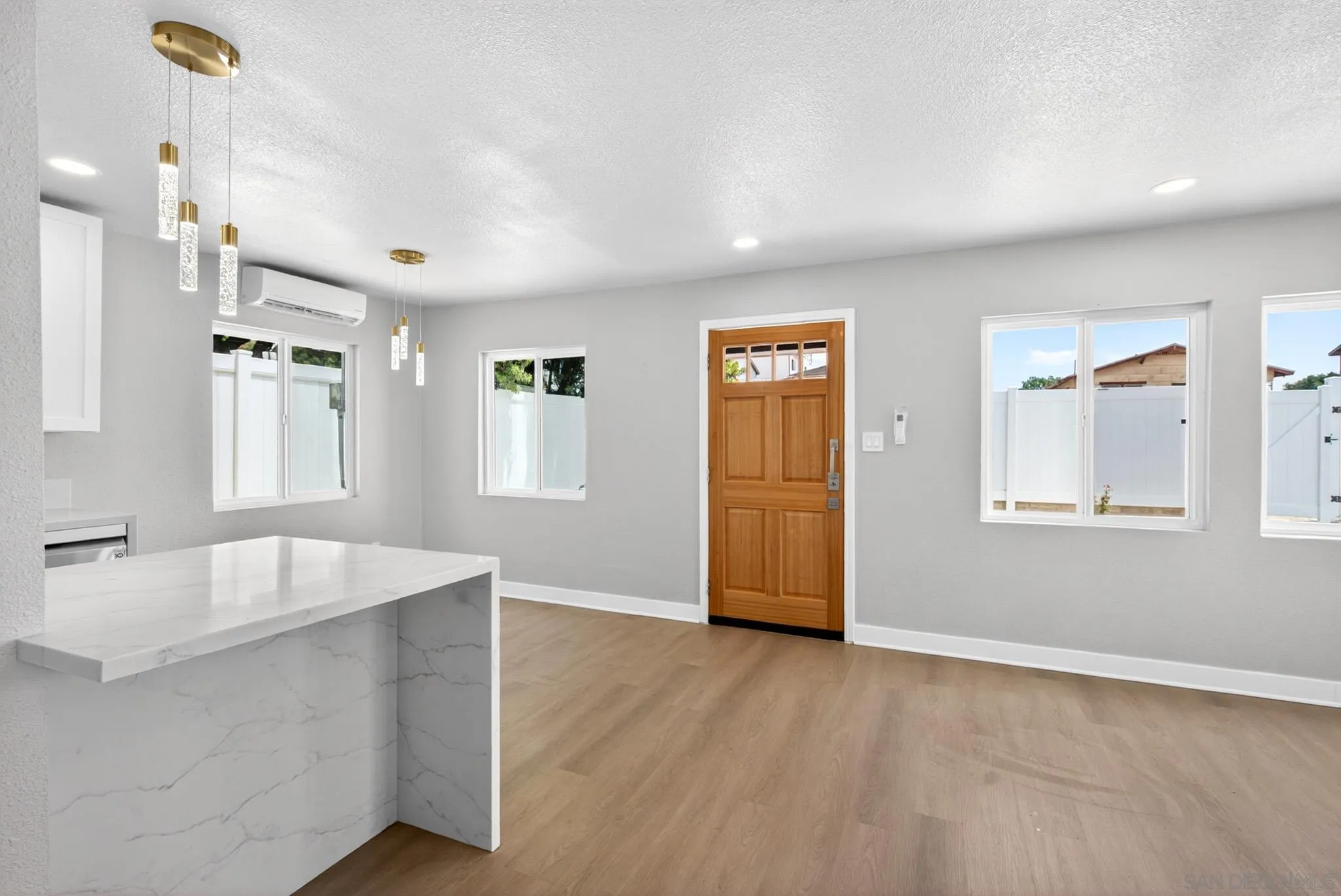 https://cdn.realtyfeed.com/cdn/127/260020593/49834097c0f1a563e2a6dcbf694ea910.webp