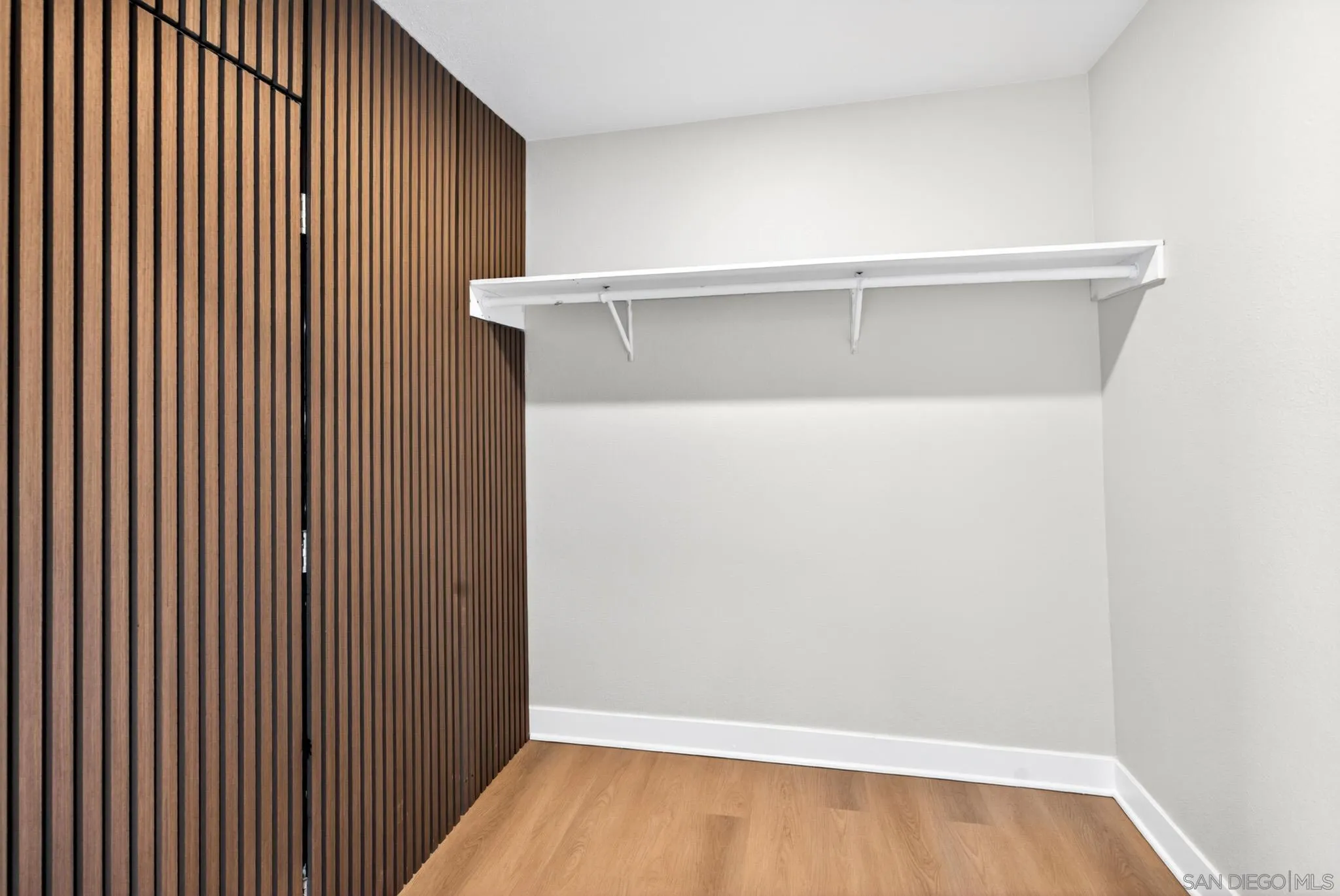 https://cdn.realtyfeed.com/cdn/127/260020593/5d14fed6a3ec3d6f52521dd8f517f913.webp