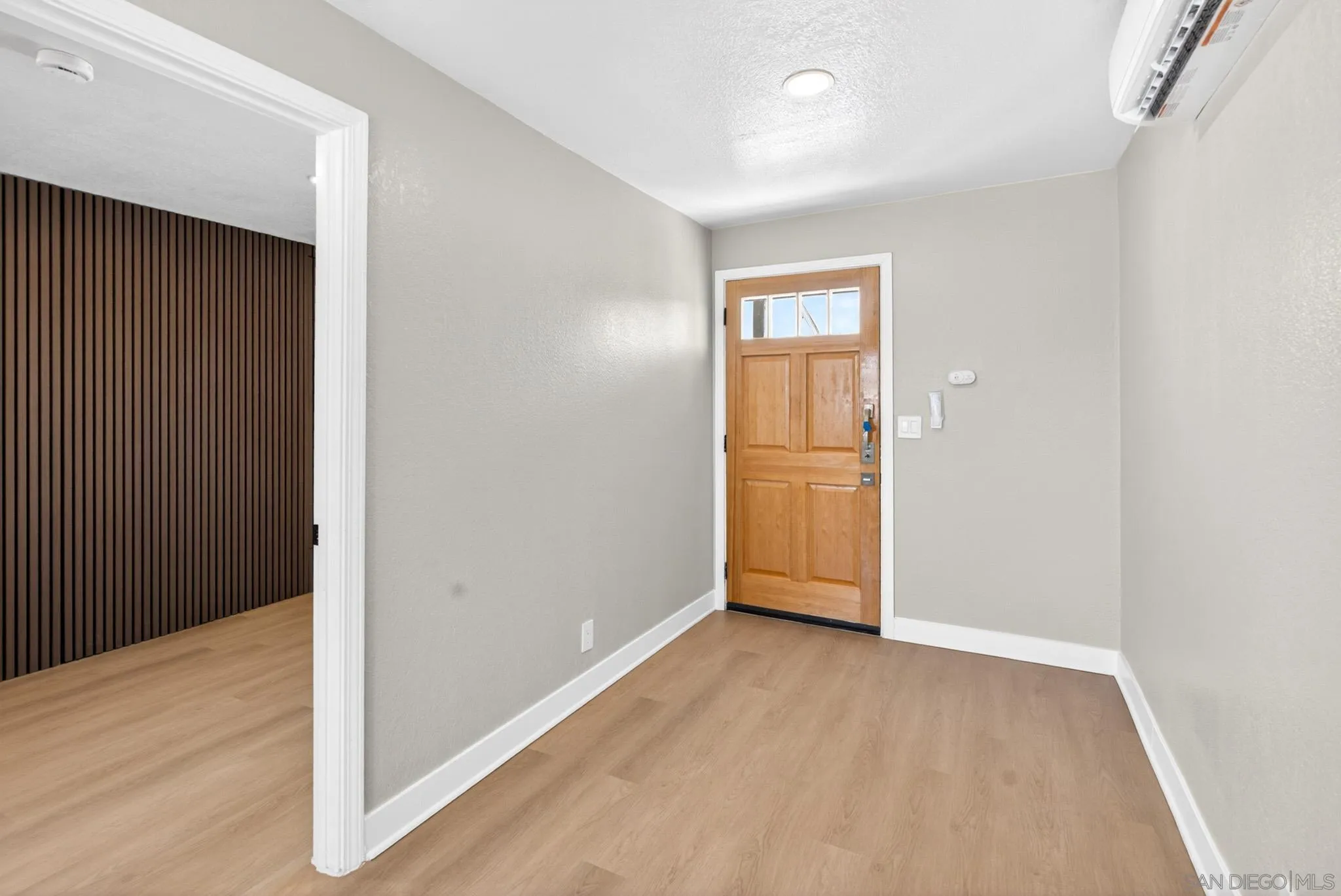 https://cdn.realtyfeed.com/cdn/127/260020593/81bcd1ed14315ad2d59bcc88295e315e.webp