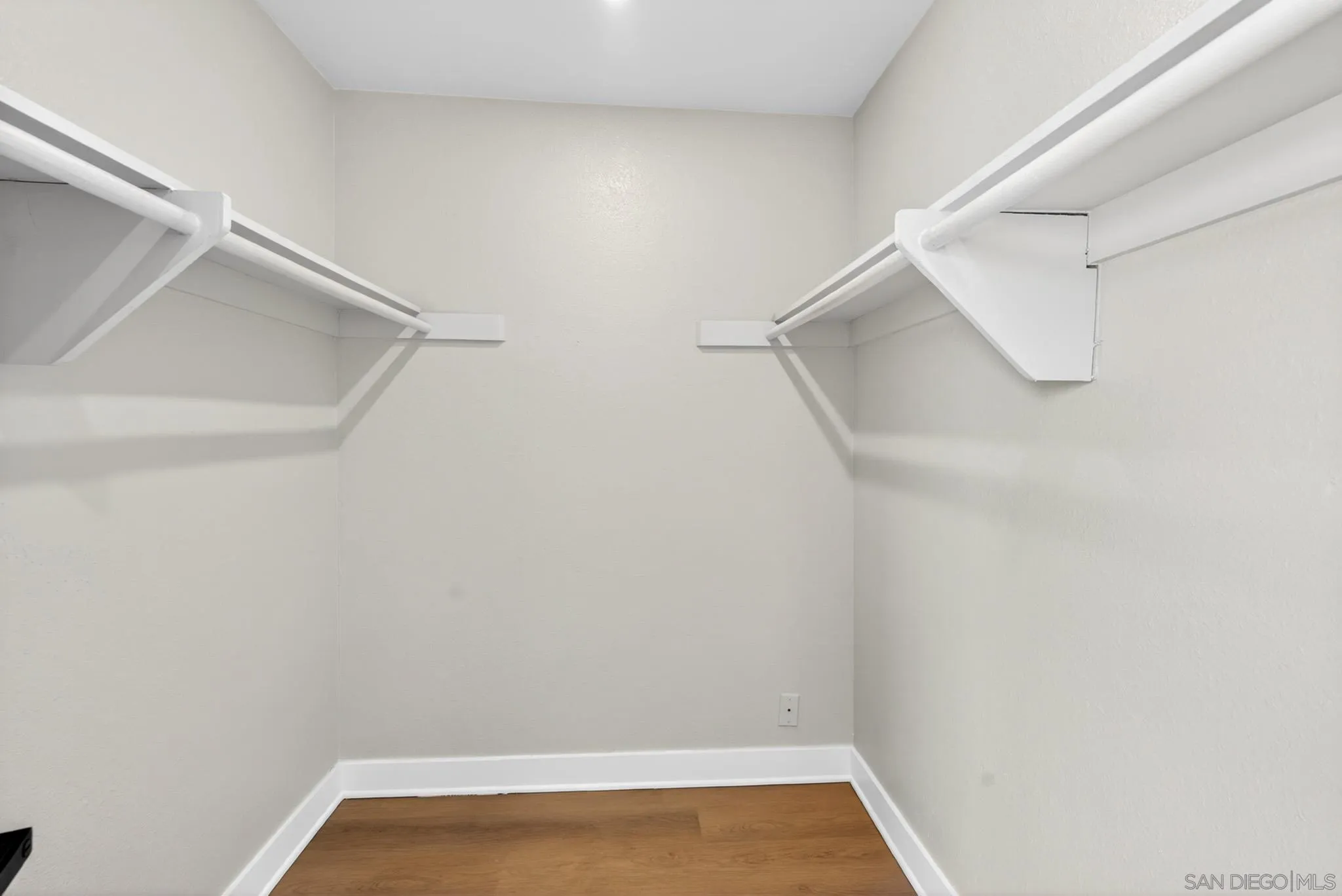 https://cdn.realtyfeed.com/cdn/127/260020593/e4652f8319a19213148f88a6829e29cf.webp