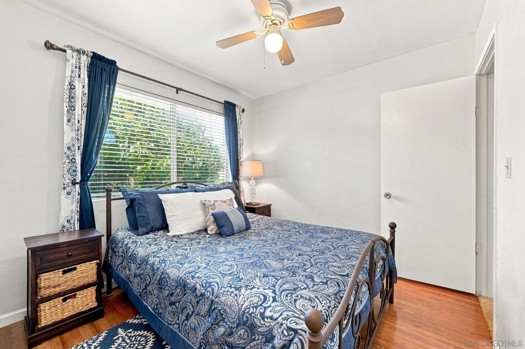 https://cdn.realtyfeed.com/cdn/127/260020595/11507282bf87687ecbae65113b5e4932.webp