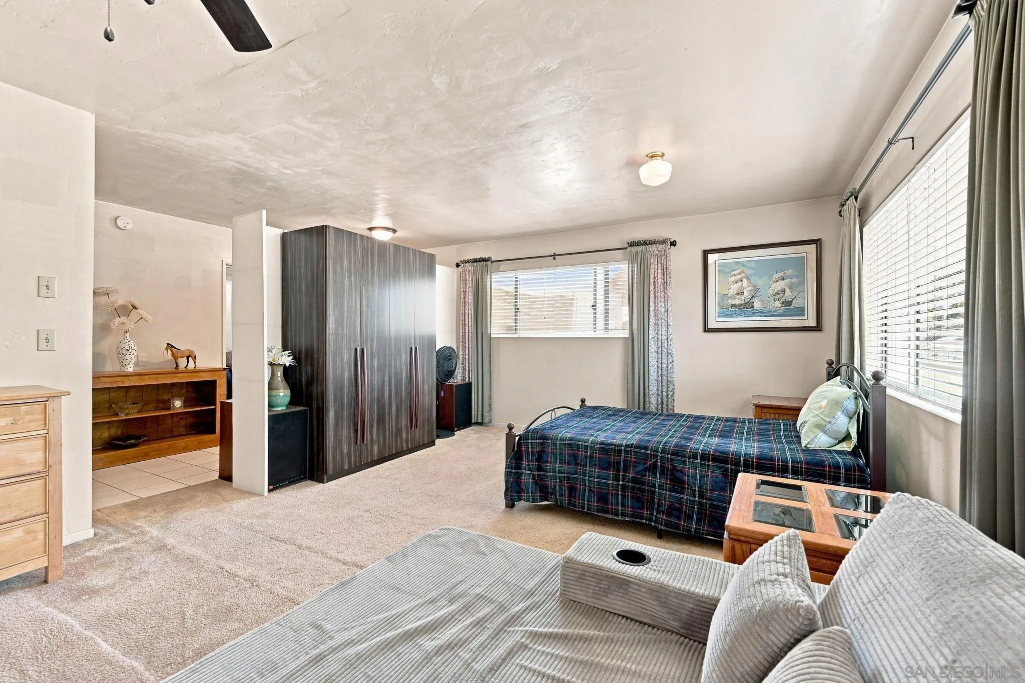 https://cdn.realtyfeed.com/cdn/127/260020595/1f79a5f4f5b0a0b609ede4dbc89c4a2e.webp