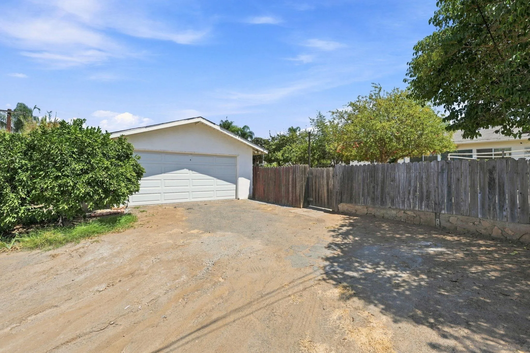 https://cdn.realtyfeed.com/cdn/127/260020595/3bb54af7d9cab6c9fbc0ec453d2b4f16.webp