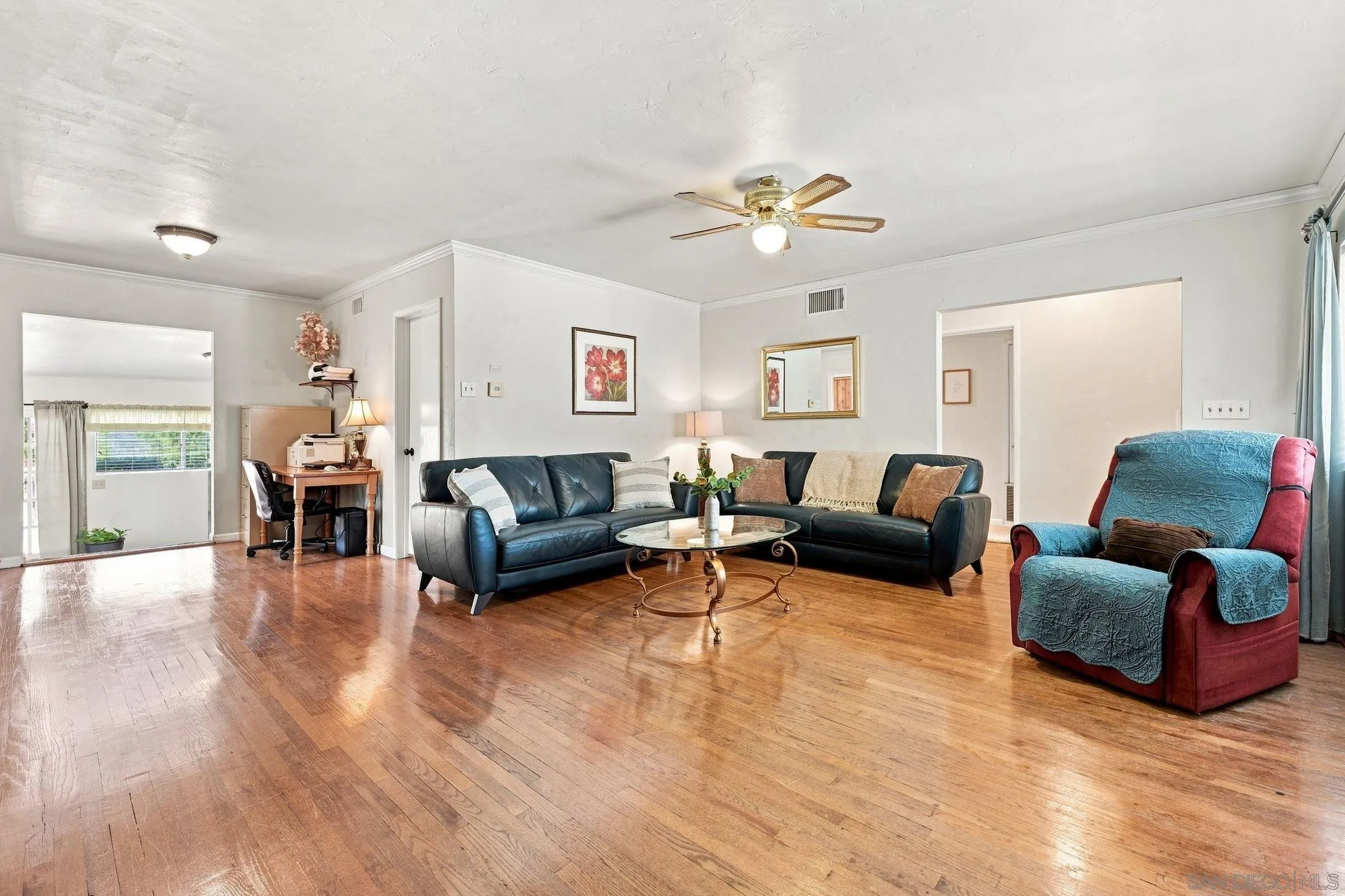 https://cdn.realtyfeed.com/cdn/127/260020595/afa2bec609e3a68578b006d92f3bbb35.webp
