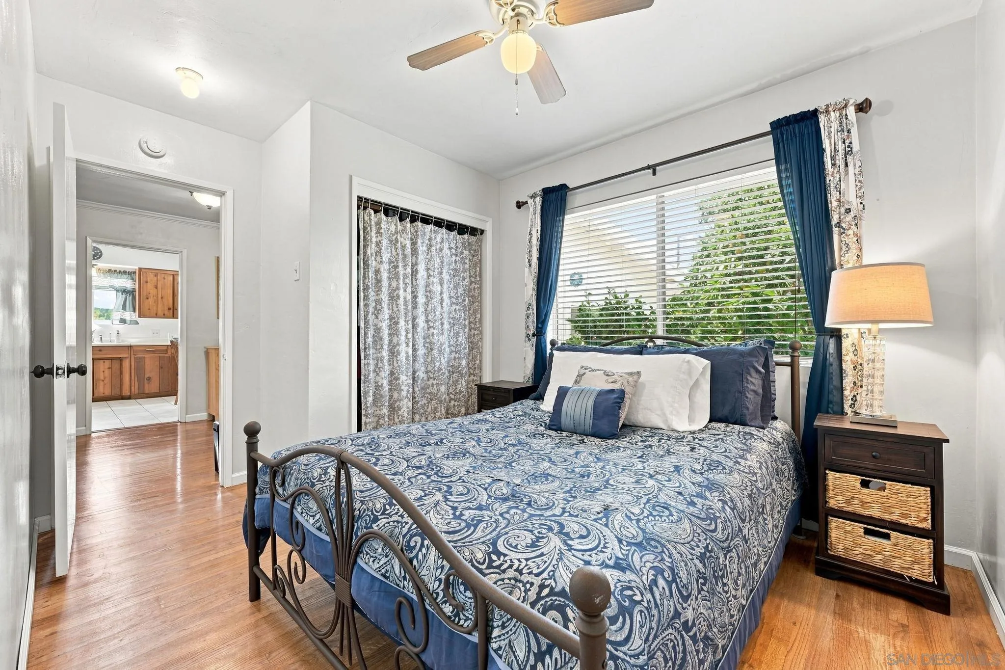 https://cdn.realtyfeed.com/cdn/127/260020595/efce545eea12659624552b539136224c.webp