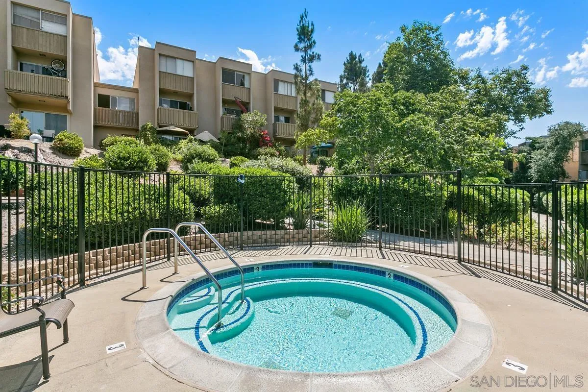 https://cdn.realtyfeed.com/cdn/127/260020599/95149ccfd121a80d69aa9d1a3ace05ac.webp