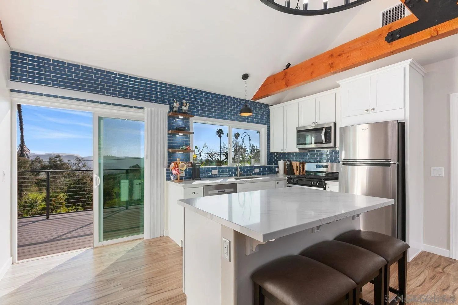 https://cdn.realtyfeed.com/cdn/127/2600206/d128244be9b8ddd1241f6b6f7e16423c.webp