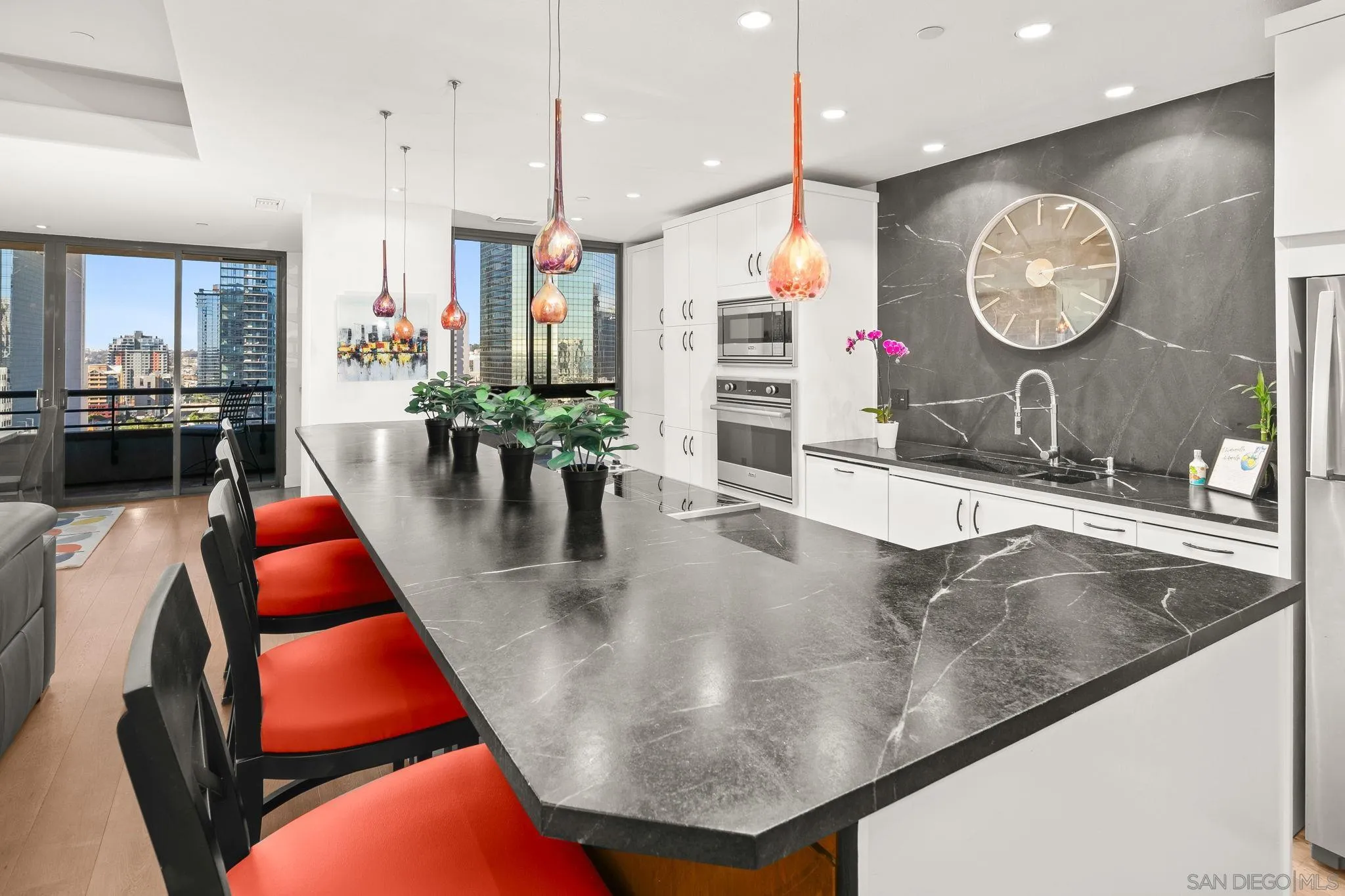 https://cdn.realtyfeed.com/cdn/127/260020600/23408c55c0de2e58be7872422808b487.webp