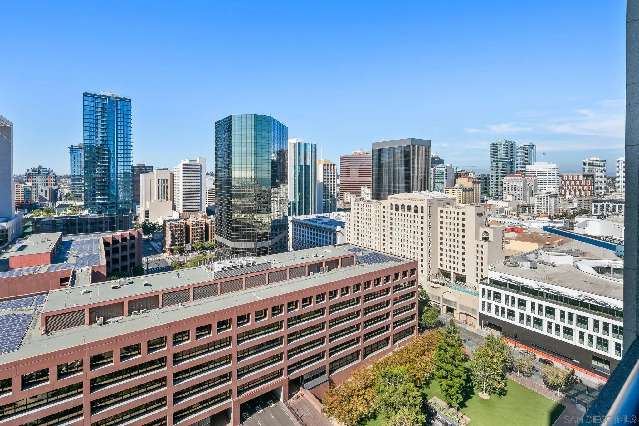 https://cdn.realtyfeed.com/cdn/127/260020600/2fd104fc59b84c322d4fd71becb9ed3b.webp