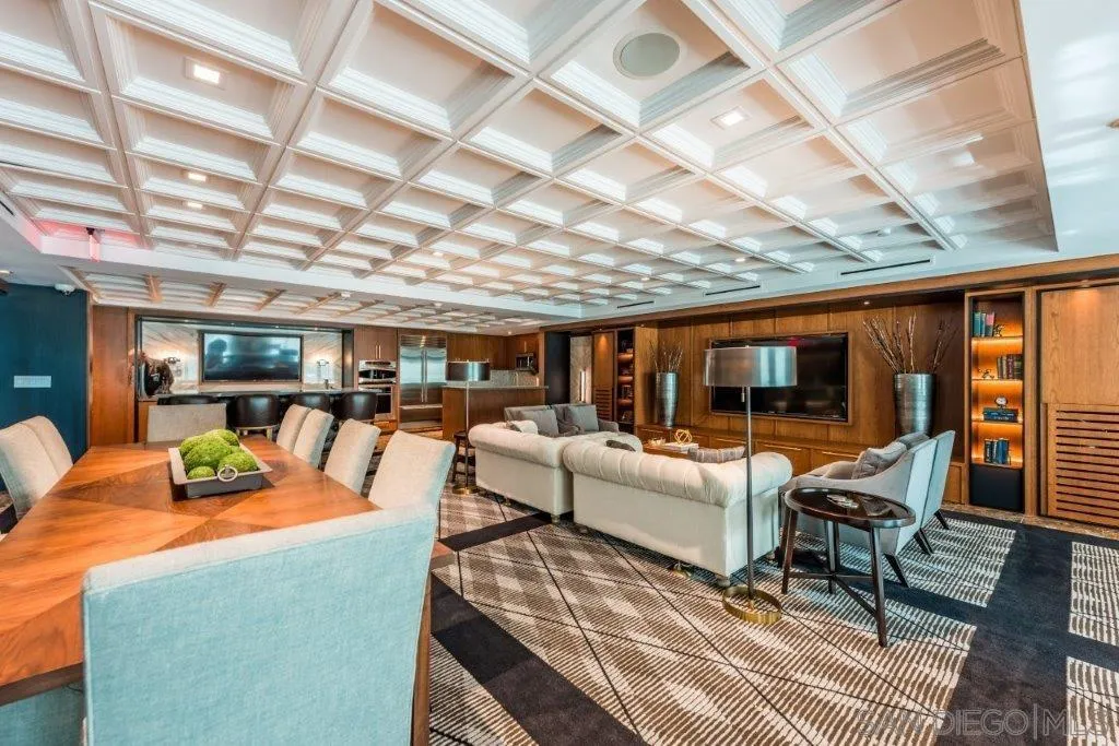 https://cdn.realtyfeed.com/cdn/127/260020602/3239f9bf72de06828f699f07ac21ce4a.webp