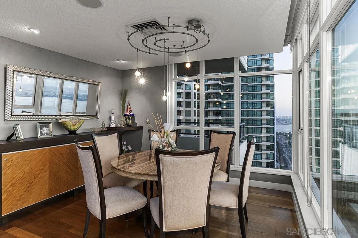https://cdn.realtyfeed.com/cdn/127/260020602/61a562270c83906c2ddc85fd586225f5.webp
