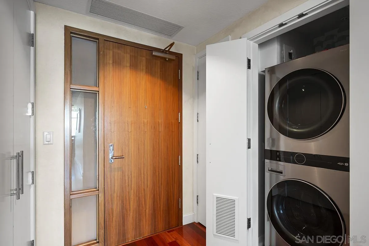 https://cdn.realtyfeed.com/cdn/127/260020602/7385353eef2d358a2b583aed4c459946.webp