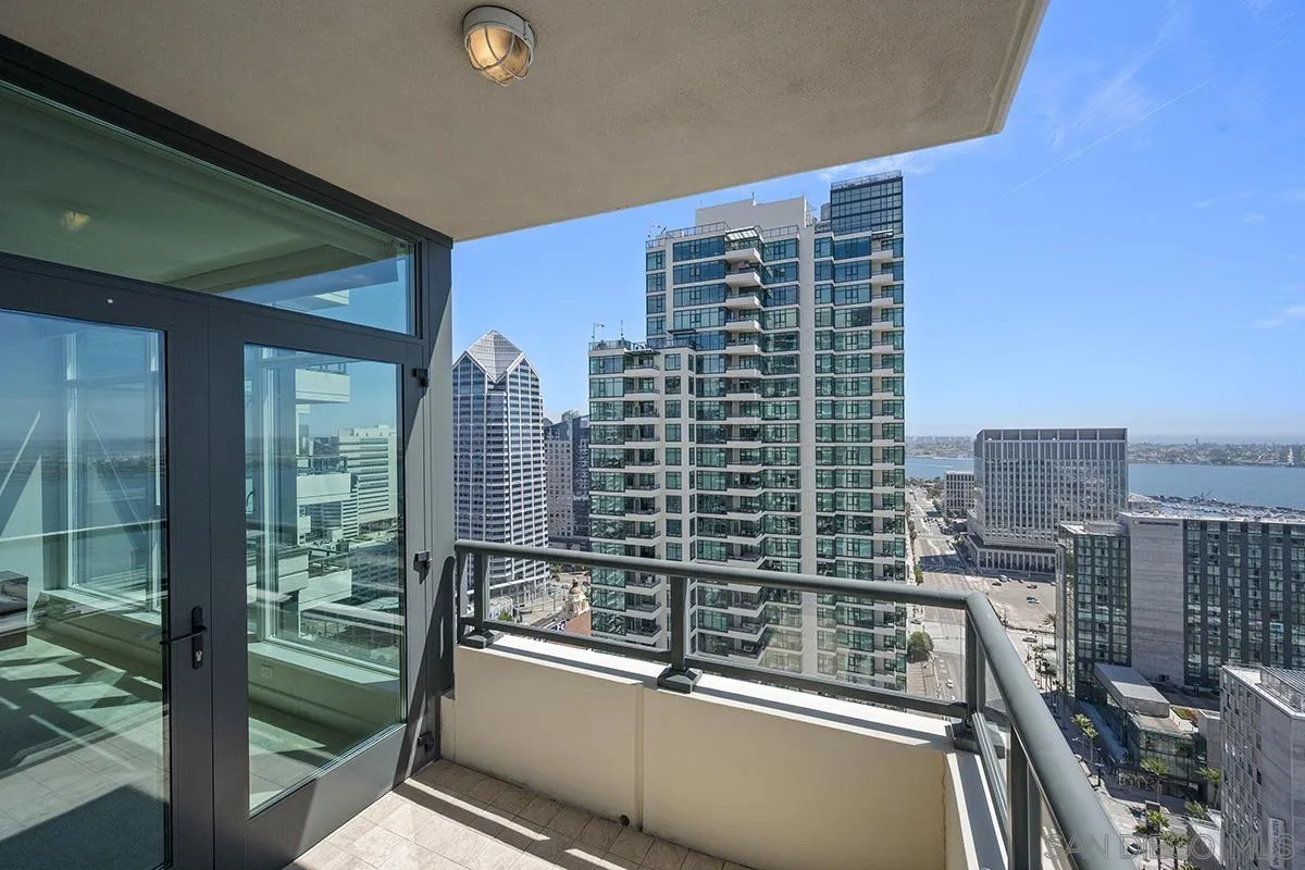 https://cdn.realtyfeed.com/cdn/127/260020602/75cd7e4d60544aaeb6a2fbe991324c52.webp