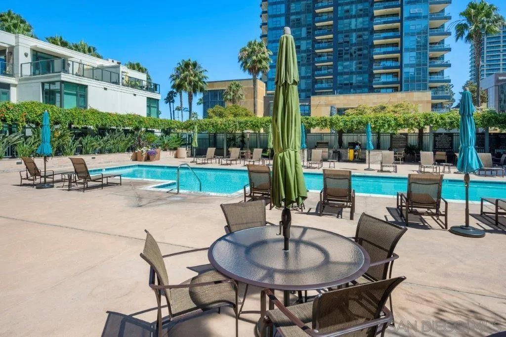 https://cdn.realtyfeed.com/cdn/127/260020602/937e50a8e021e163f5393f21cc9930e0.webp