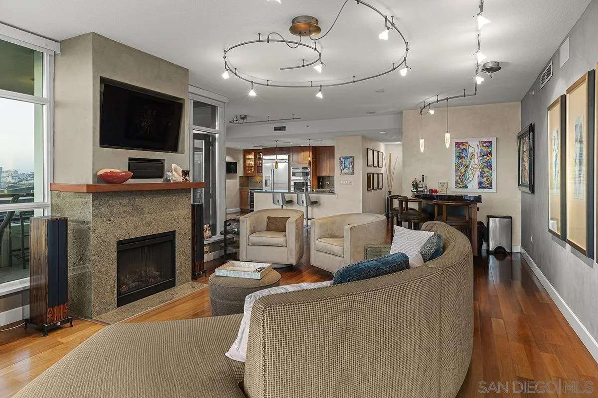 https://cdn.realtyfeed.com/cdn/127/260020602/a70a6eecf85ba93154db30cfe963ccfb.webp