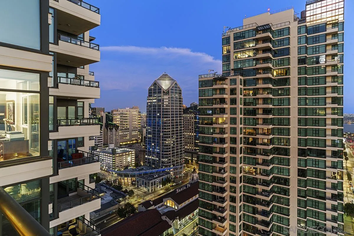 https://cdn.realtyfeed.com/cdn/127/260020602/a88c75f1fe0995ba7c34f0fba73df29d.webp