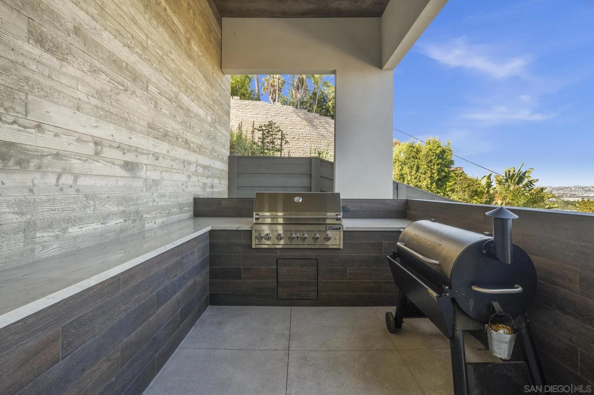 https://cdn.realtyfeed.com/cdn/127/260020605/043ac20e5cd7ad8d715d7f237e684c2c.webp