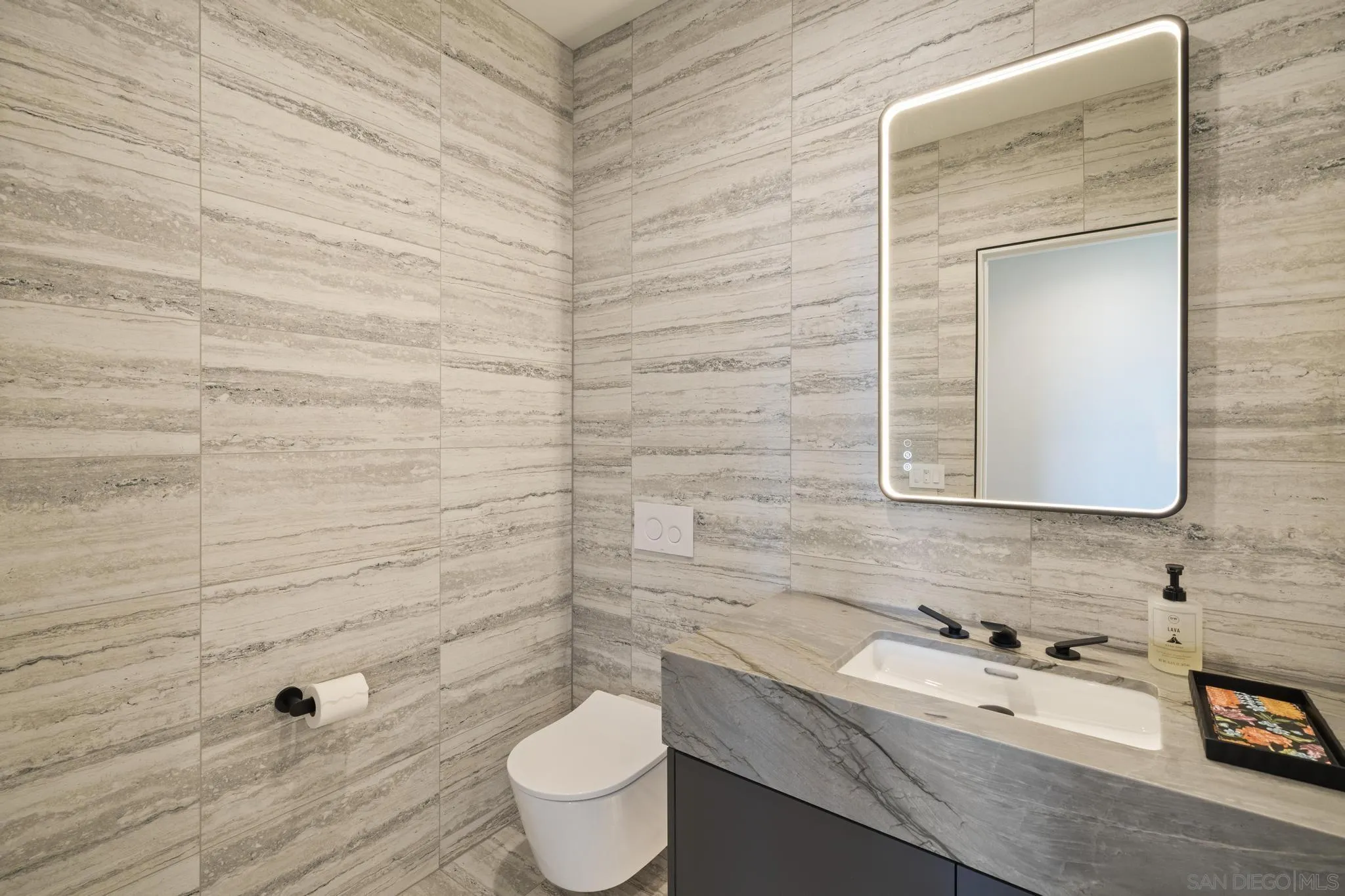 https://cdn.realtyfeed.com/cdn/127/260020605/19fdfe61b5422d600cbda9a23d17b387.webp
