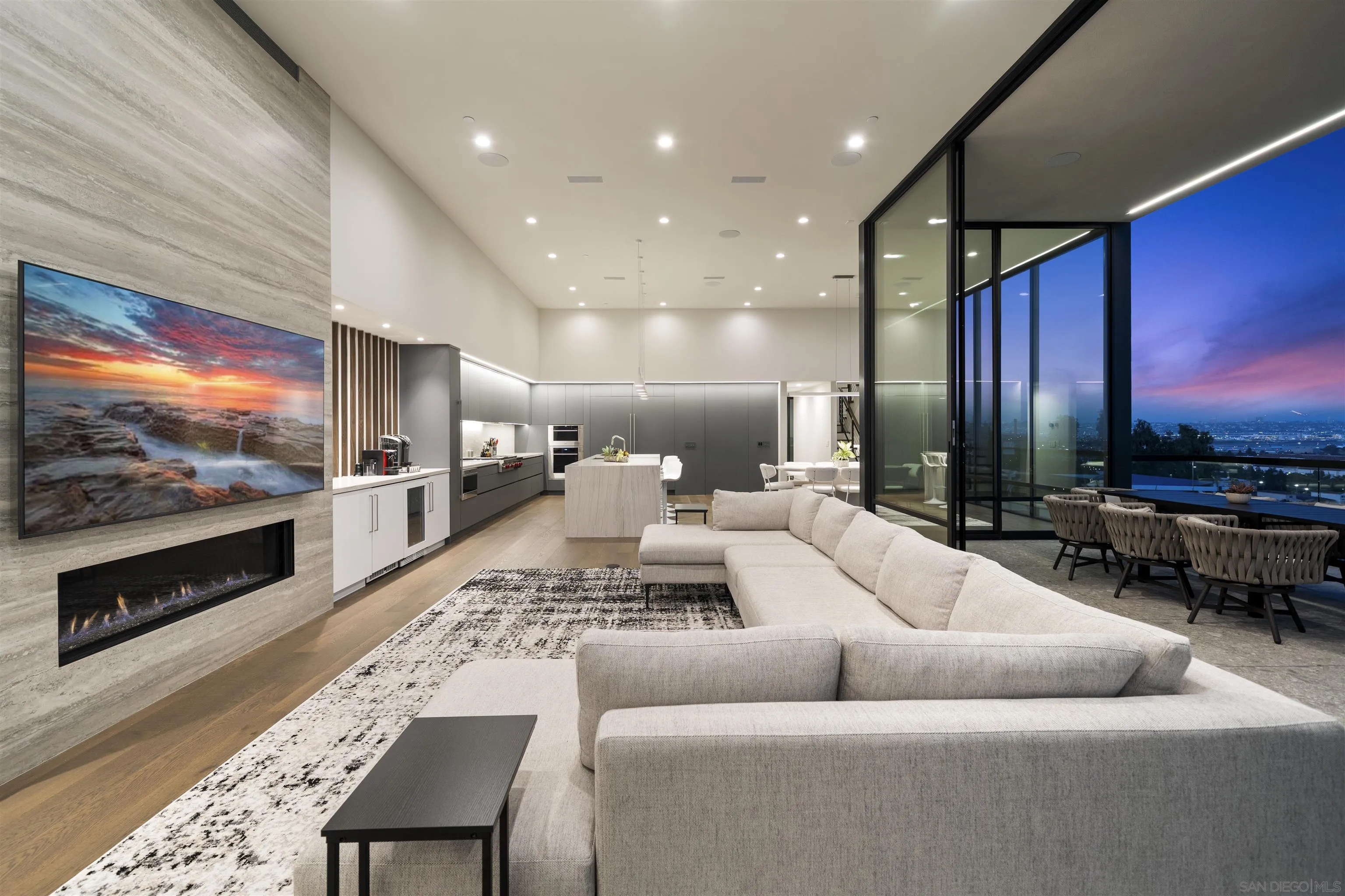 https://cdn.realtyfeed.com/cdn/127/260020605/5e6c7e06045ca833f2ab54d39d69be44.webp