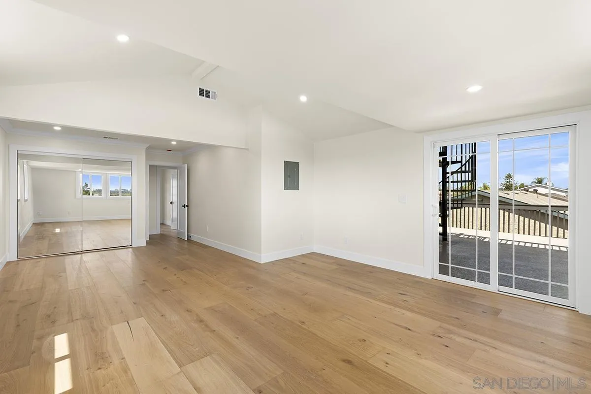 https://cdn.realtyfeed.com/cdn/127/260020606/999b594064a9398b30e09d1deb162fcb.webp