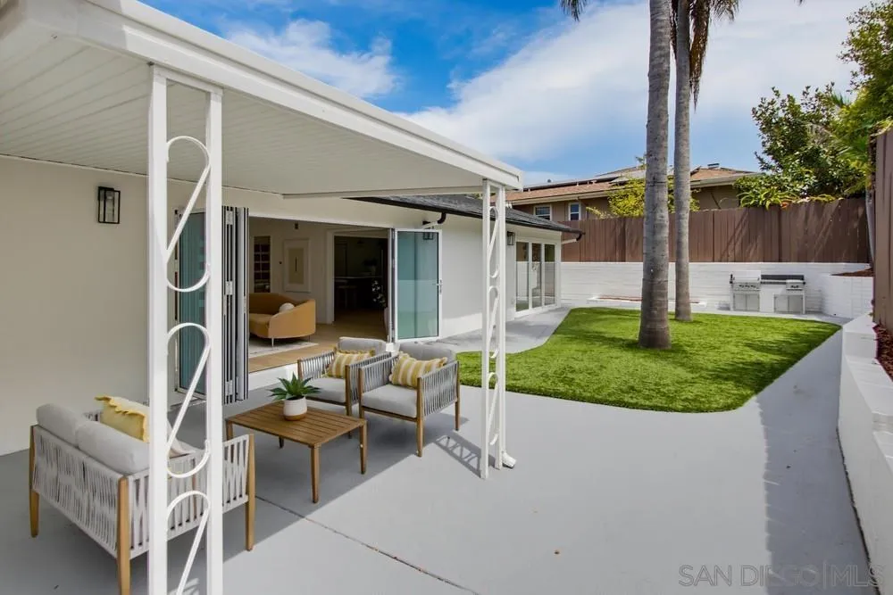 https://cdn.realtyfeed.com/cdn/127/260020614/1d55a3d7f0db370e164381ba223406e5.webp
