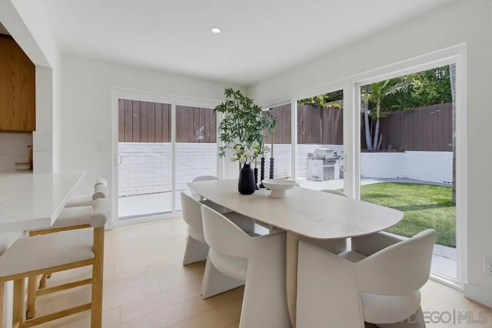 https://cdn.realtyfeed.com/cdn/127/260020614/4253d5e1a5b300e1ffacdcccf6115bc8.webp
