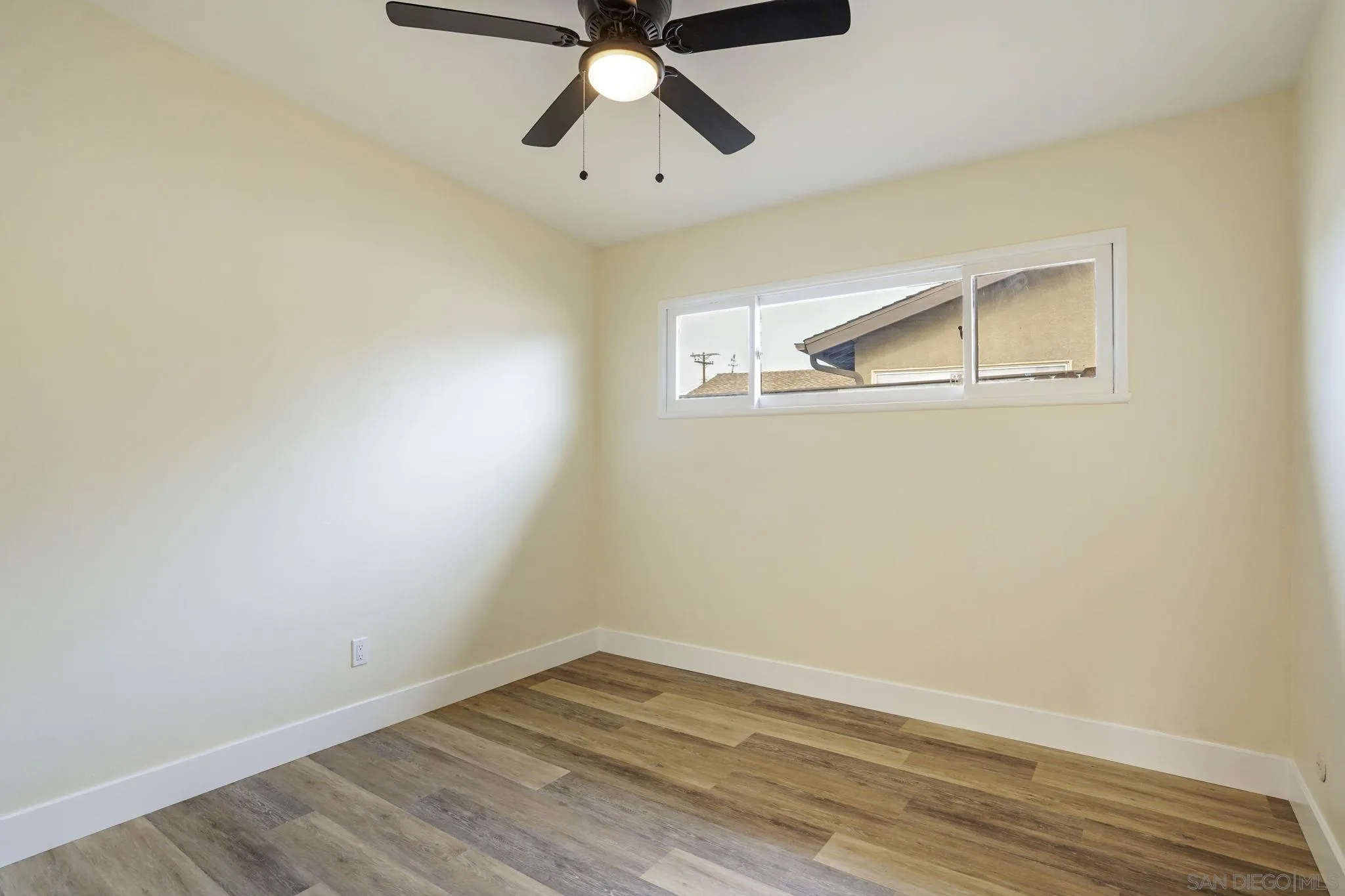 https://cdn.realtyfeed.com/cdn/127/260020615/40d6c8d9a871c64f910e870d33092c73.webp